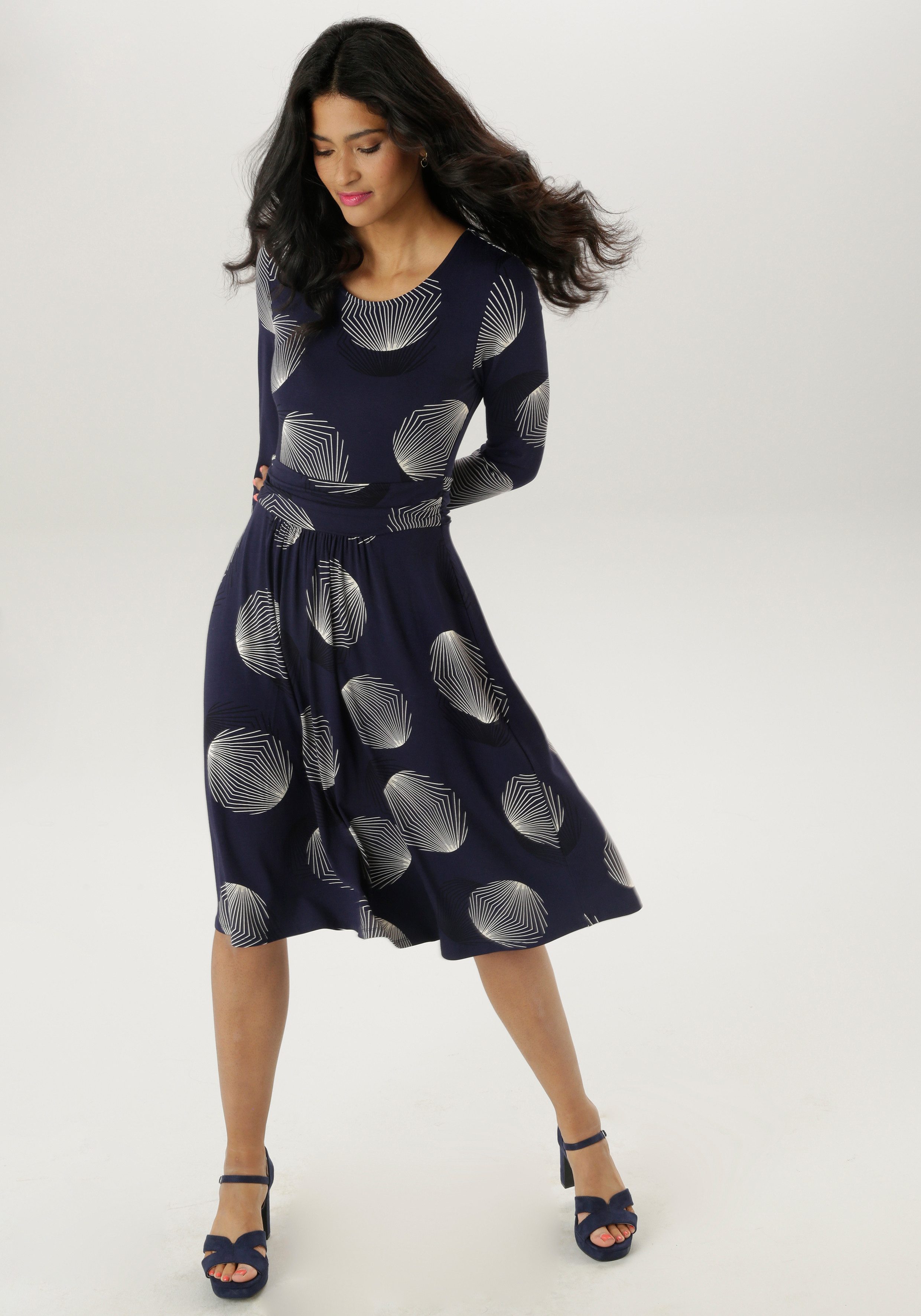 Aniston SELECTED Jerseykleid mit figurbetonenden Raffungen günstig online kaufen