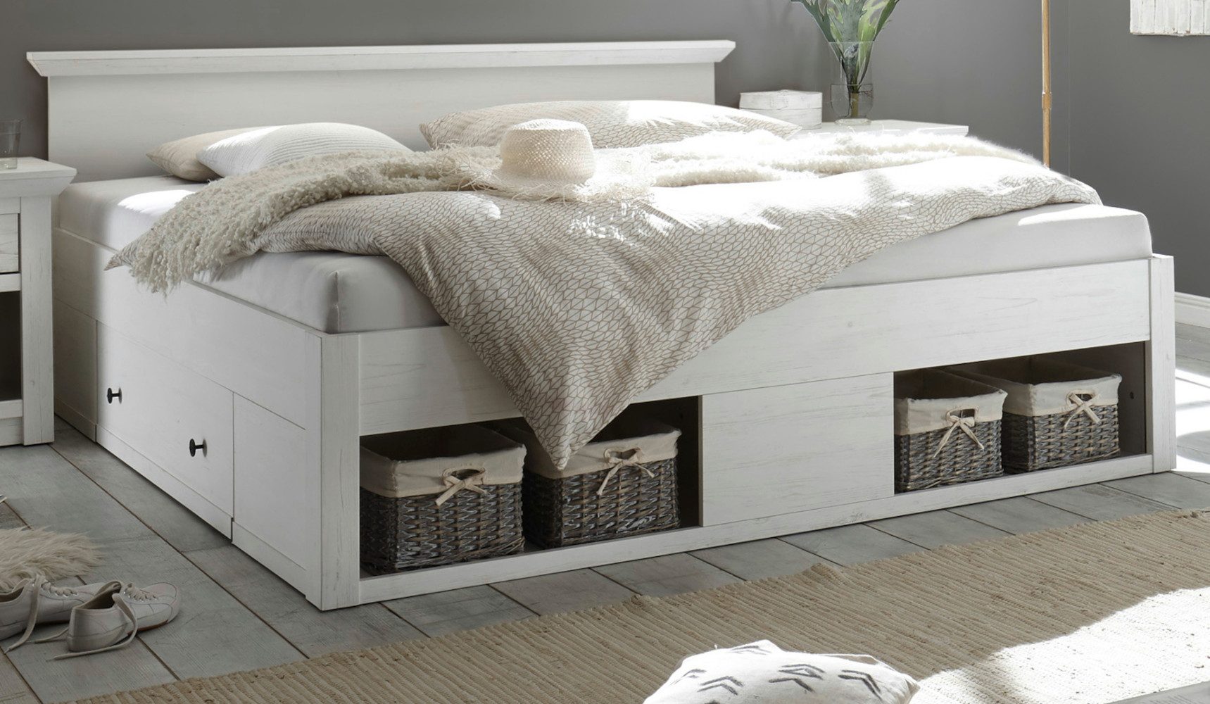 Furn.Design Stauraumbett Hooge (Doppelbett in Pinie weiß Dekor, Liegefläche 180 x 200 cm), inklusive 2x Bettschubkasten