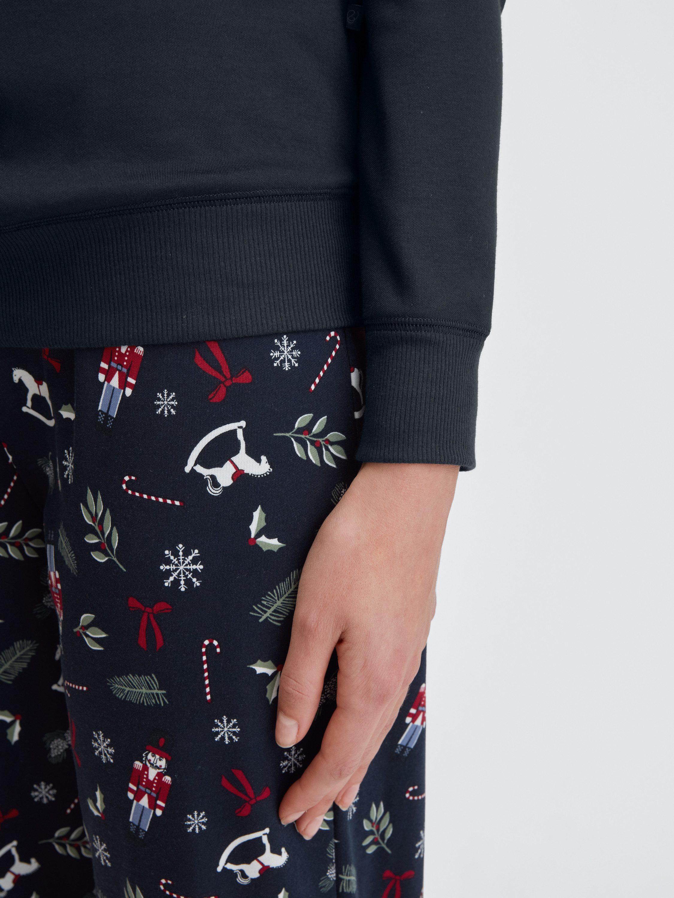 CALIDA Pyjamahose Favourites Damen (1-tlg) mit Seitentaschen, aus 100% dicker Bio-Baumwolle, wärmend