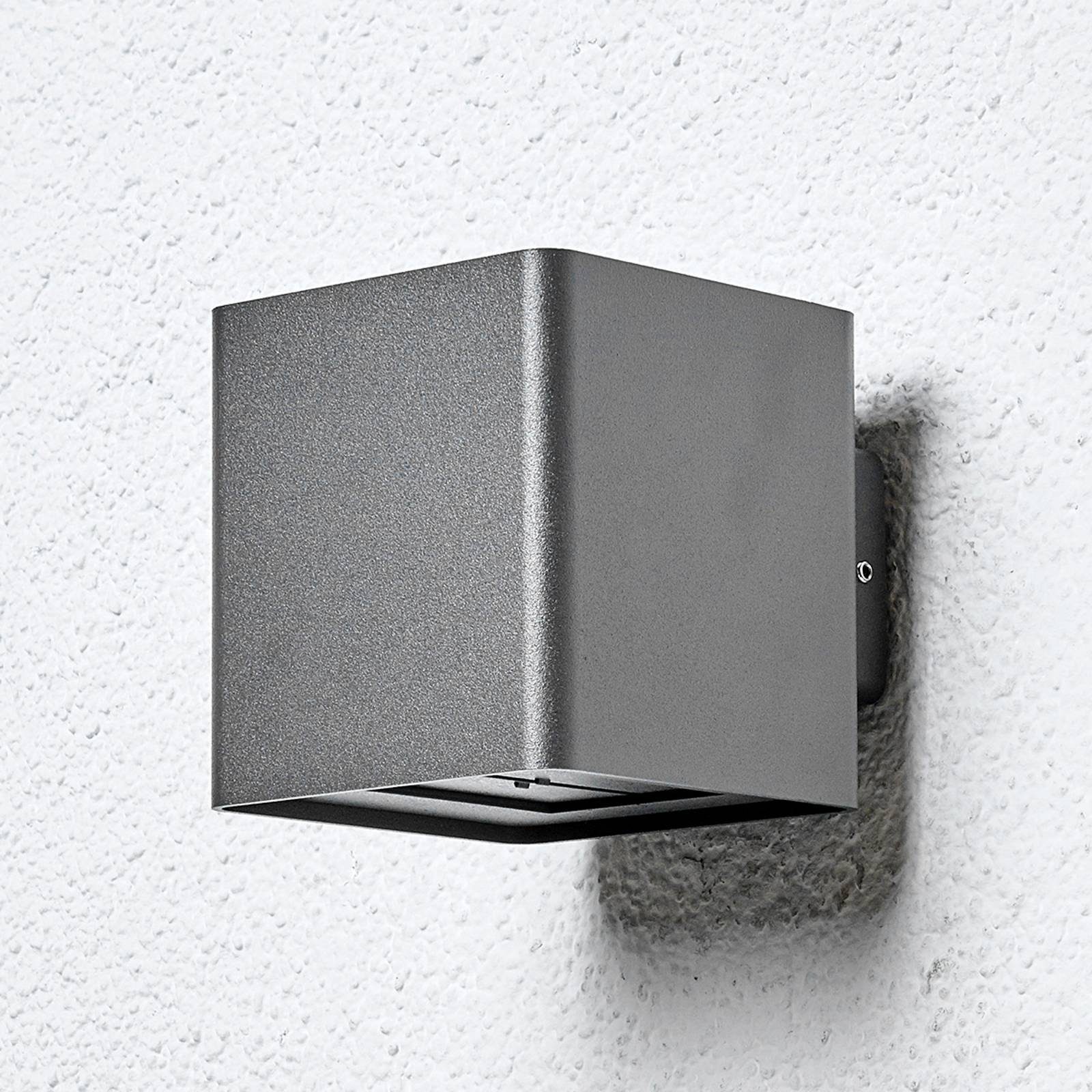 Lucande Außen-Wandleuchte Aaron, LED 14 W gesamt, warmweiß