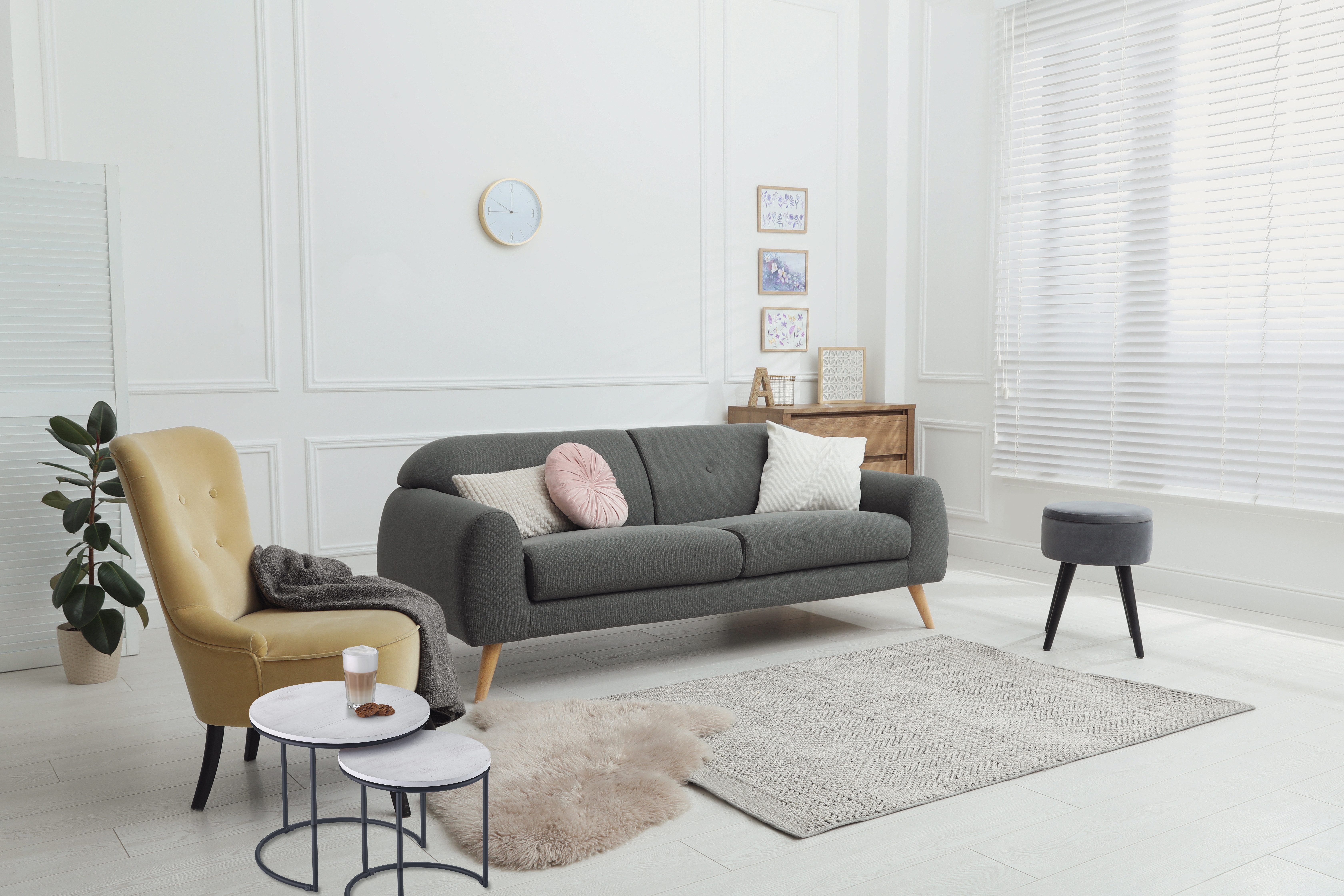 MIRRORS AND MORE Beistelltisch Doreen (Set), Kombination aus Holz und Metall