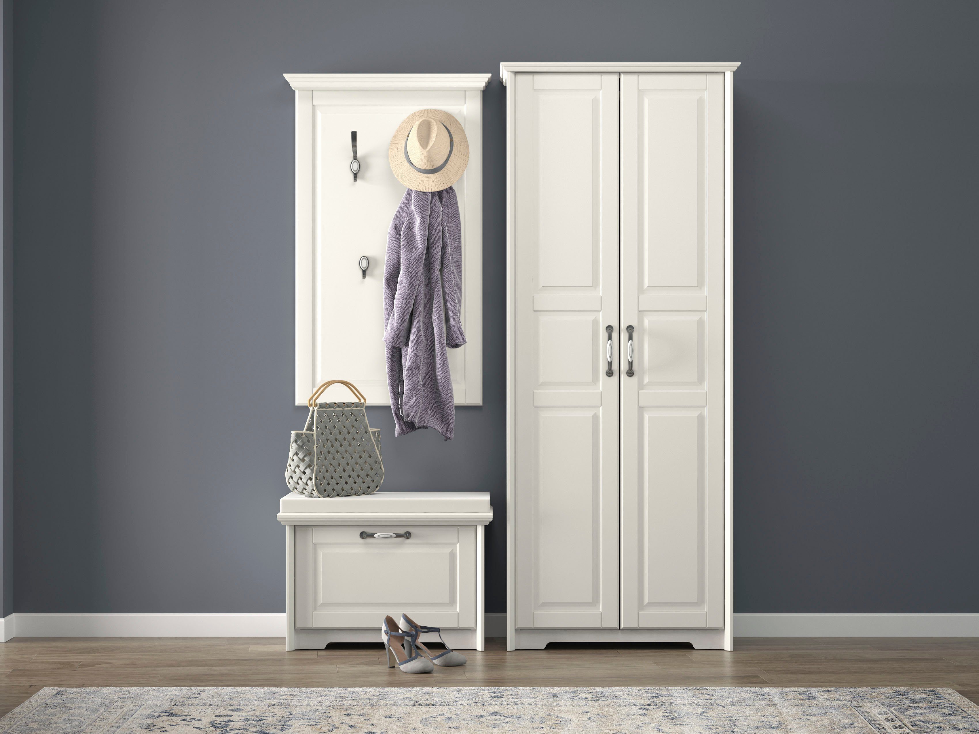 Home affaire Garderobenschrank Evergreen lackiert, Soft-Close-Funktion mit UV ausziehbarer und Kleiderstange