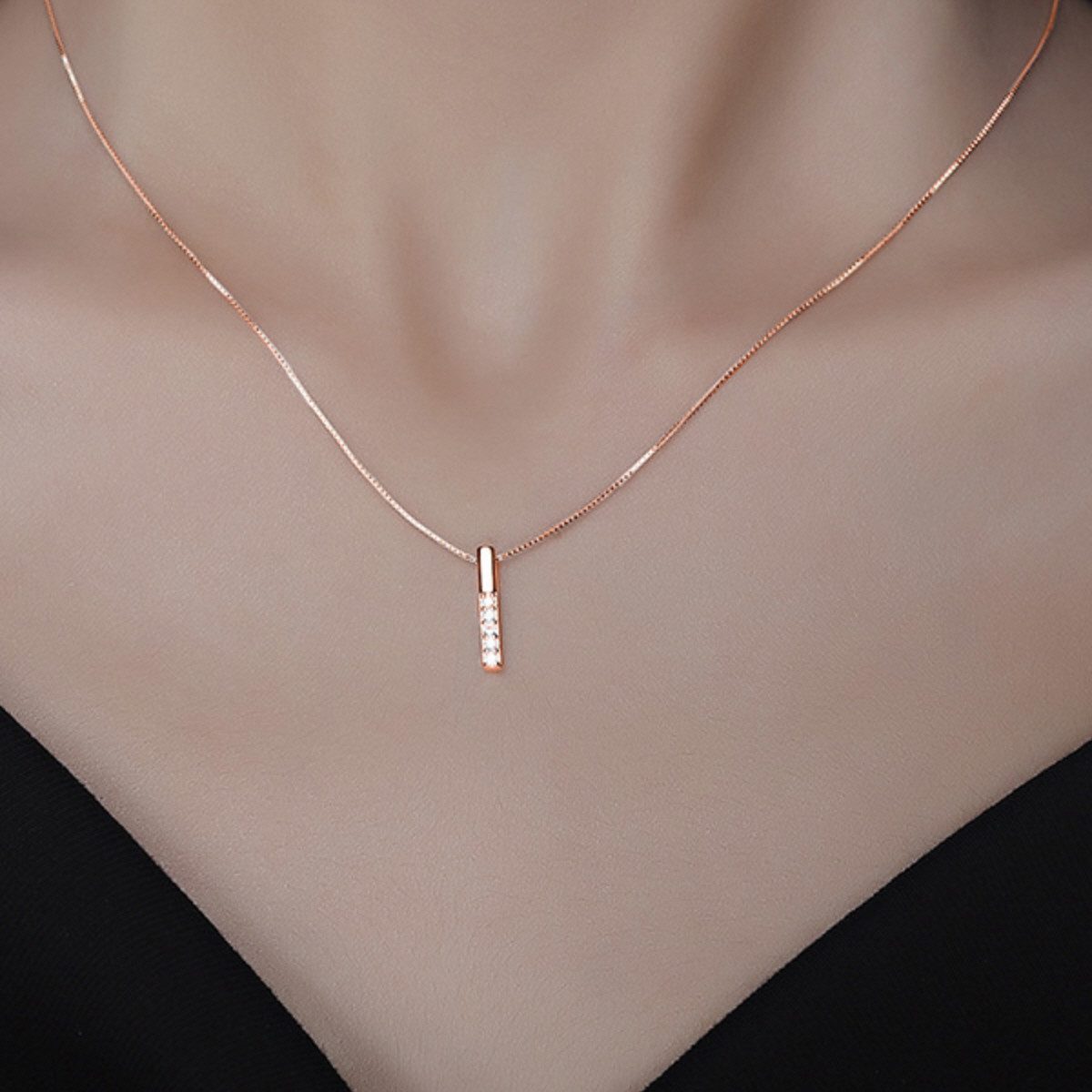 ELLAWIL Silberkette Kette mit Stab Silberanhänger Stabkette Halskette Zirkonia roségold (GESCHENKIDEE, Kettenlänge 40 cm verlängerbar um 5 cm), inklusive Gesche – Bild 3 von 4