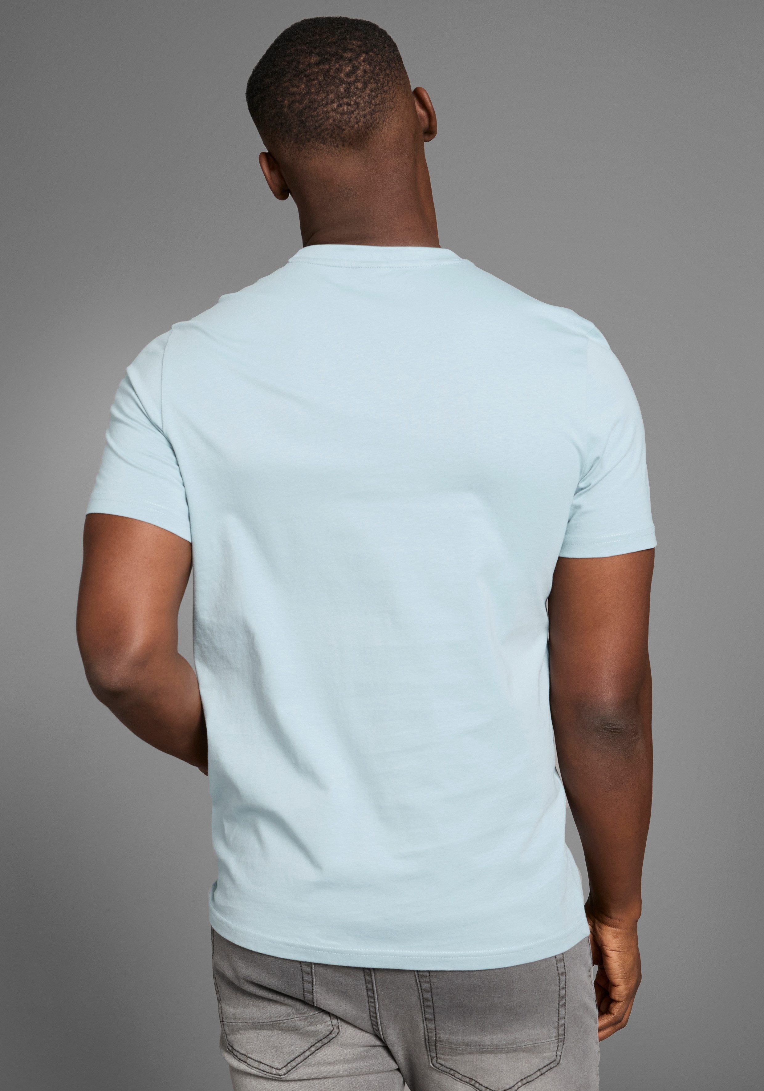 Bruno Banani T-Shirt T-Shirt in schmaler Passform günstig online kaufen