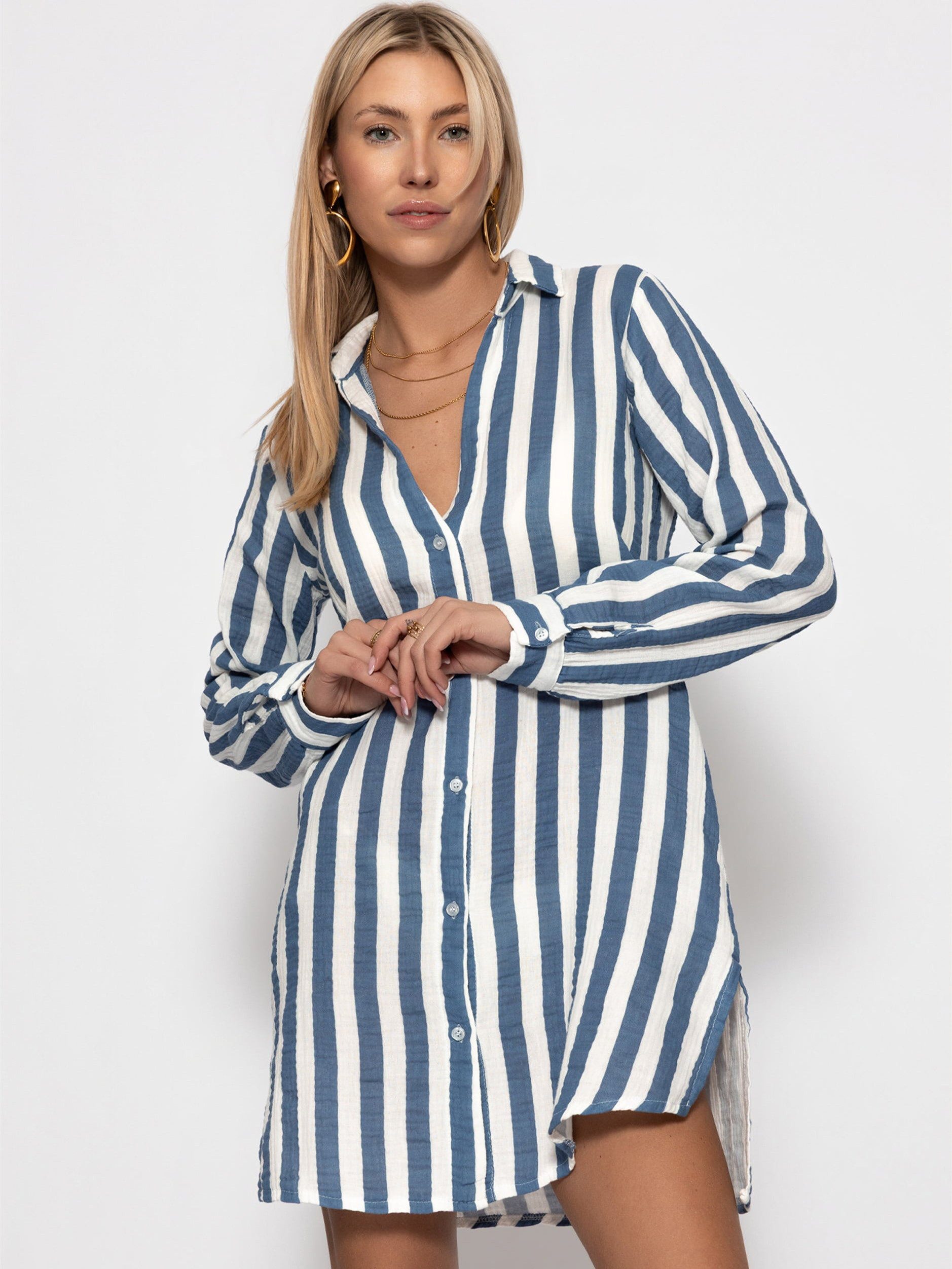 SASSYCLASSY Strandkleid Gestreiftes Strandkleid für Damen Weiches Hemdblusenkleid aus Musselin mit langen Ärmeln Blau Taupe