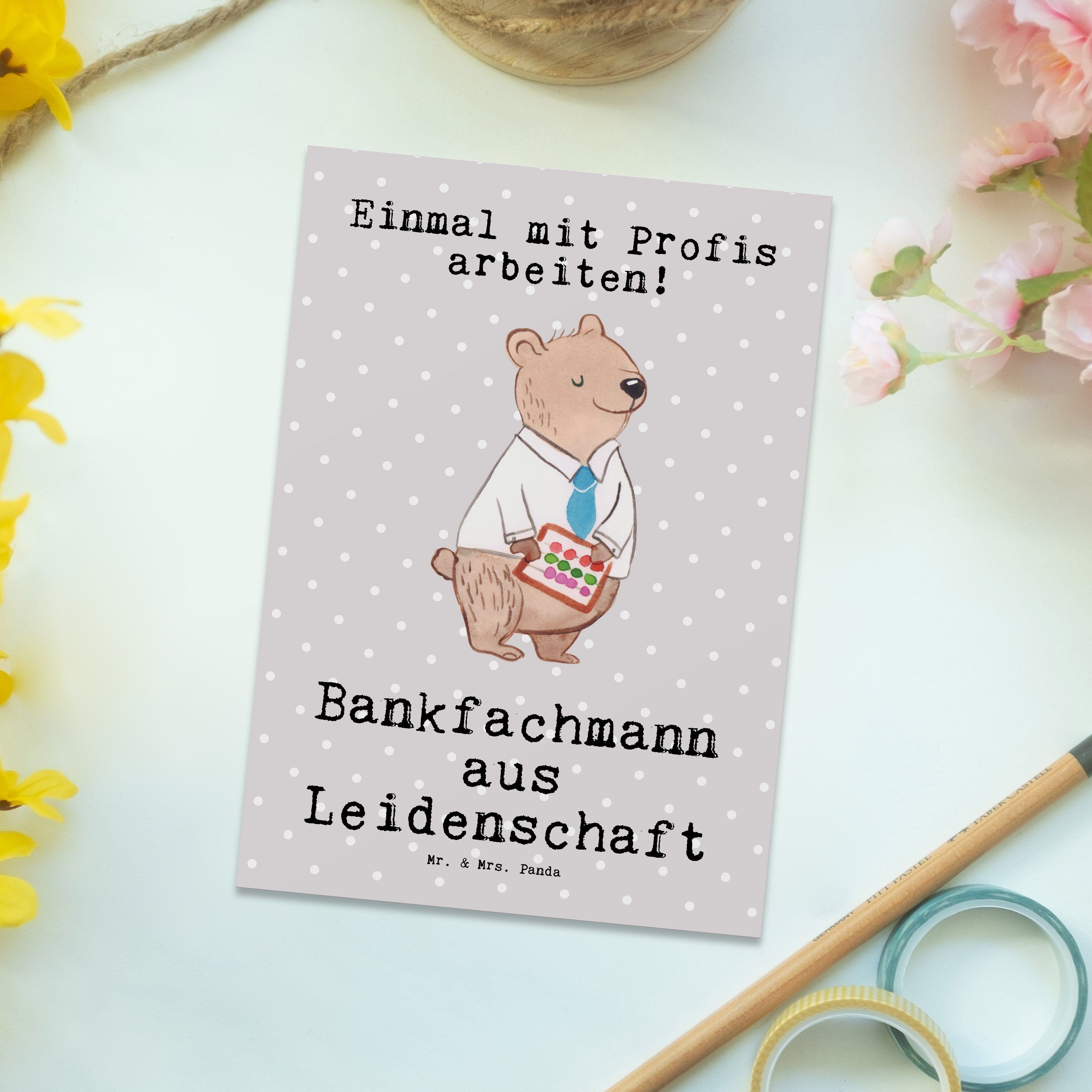 Mr. & Mrs. Panda Bankfachmann Leidenschaft Pastell Grau Postkarte Geschenk, Bankangestel - aus 