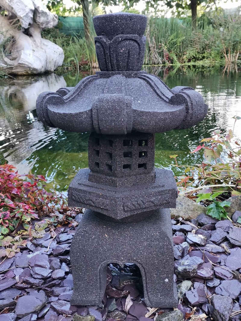 IDYL Gartenfigur Lavastein Yukimi, Naturprodukt mit leichten Einschüssen wetterfest und frostsicher