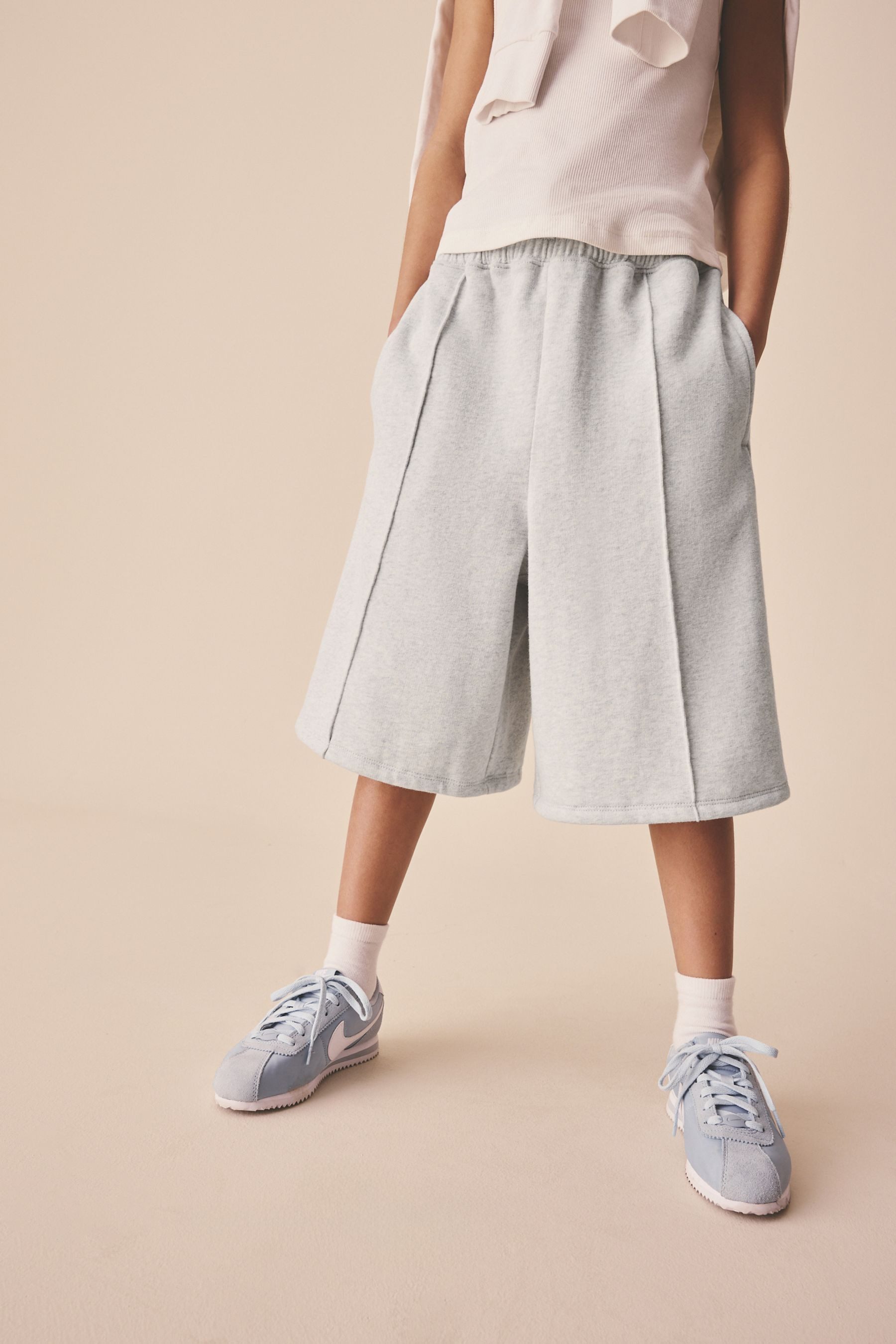 Next Sweatshorts Übergroße Shorts (1-tlg)