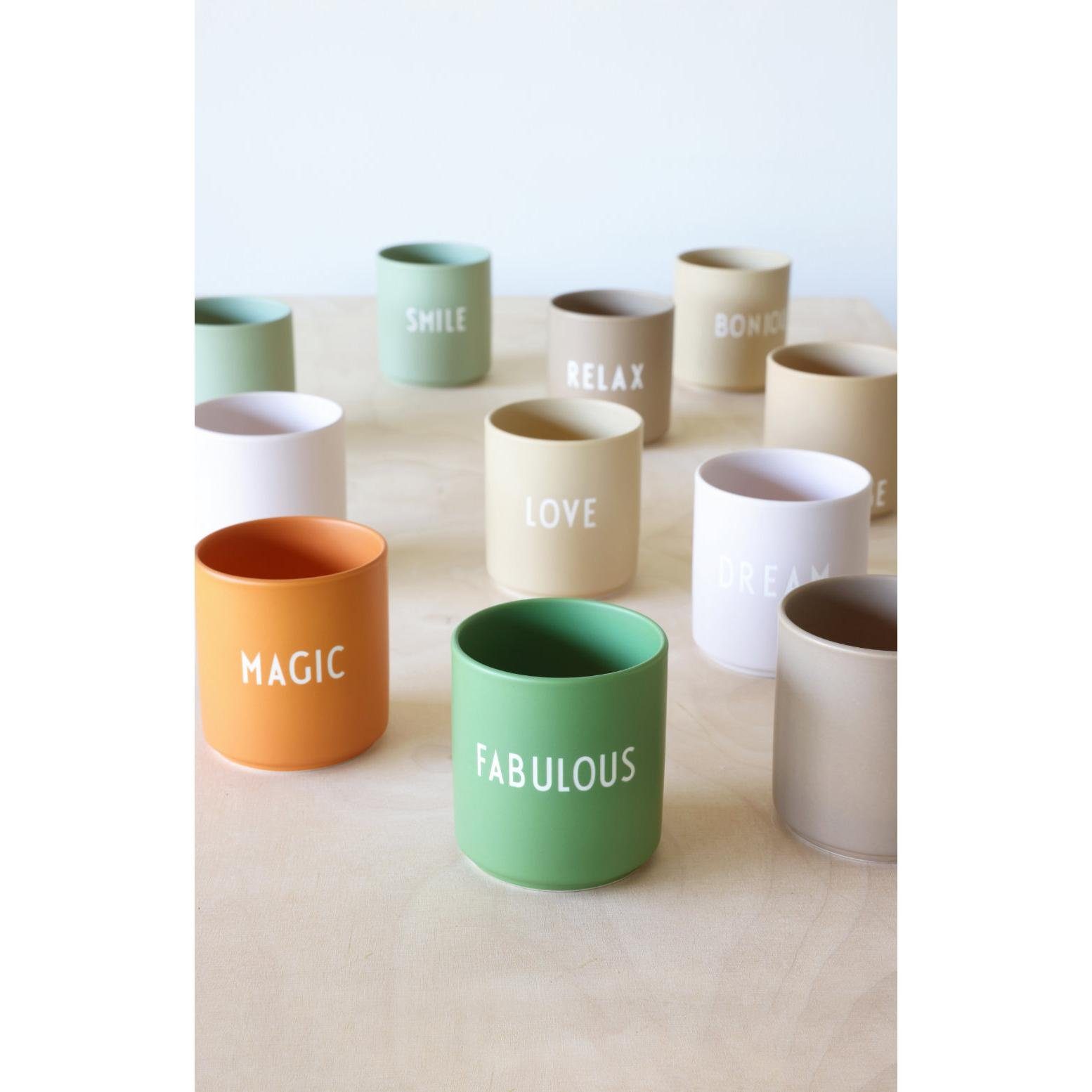 Fabulous Tasse Cup Favourite Green Design Tendril Becher Letters