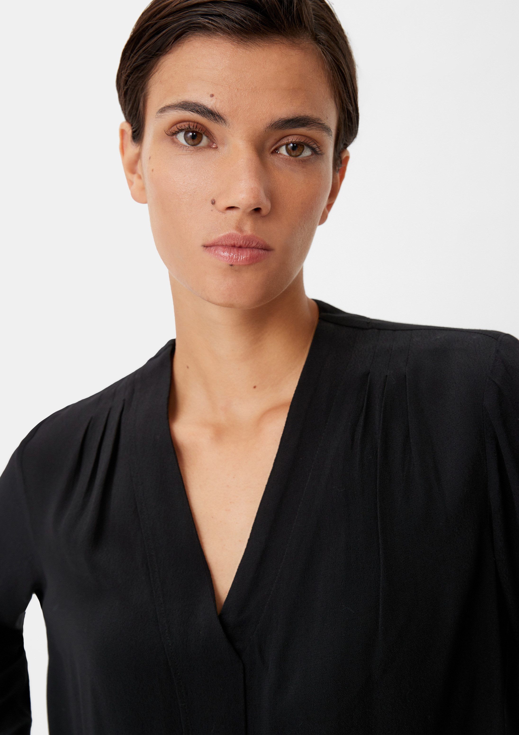 comma Langarmbluse Bluse Crêpe-Bluse mit Plisseefalte
