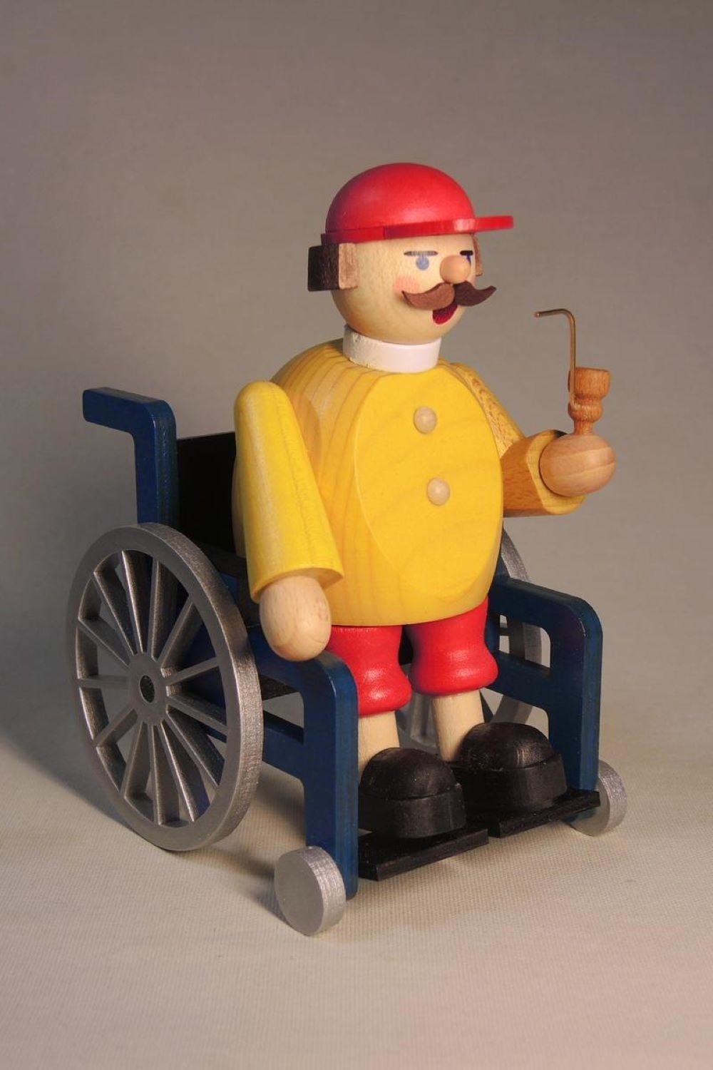 Richard Glaesser Räuchermännchen Rollstuhlfahrer, Höhe 14cm, Handwerkskunst original Erzgebirge