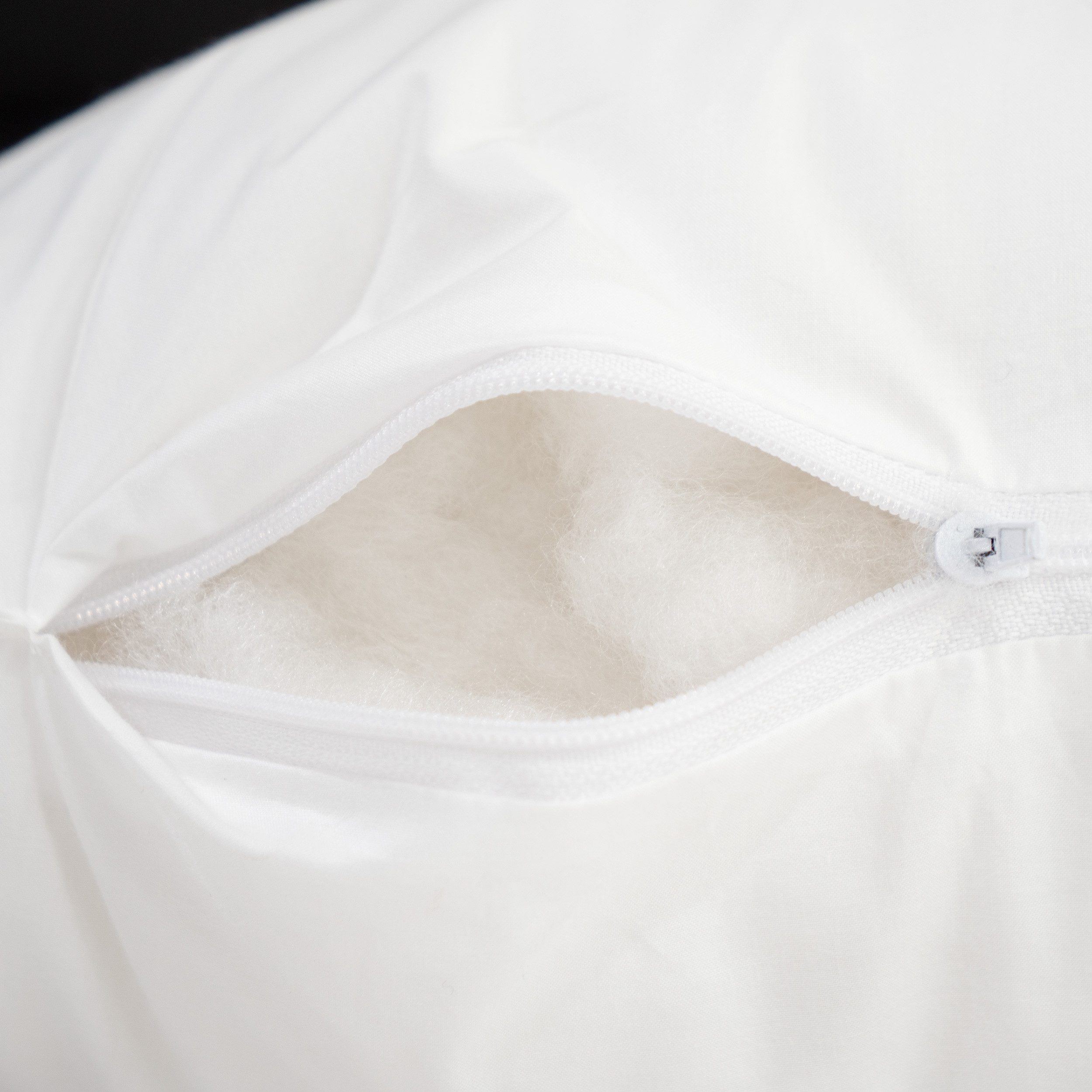 KÜNSEMÜLLER Microfaserkissen Exclusiv, Füllung: 100% Polyester (Sensofill), Bezug: 100% Baumwolle, Rückenschläfer, Seitenschläfer, Bauchschläfer, Daunen-Feeling durch modernste Fasertechnologie