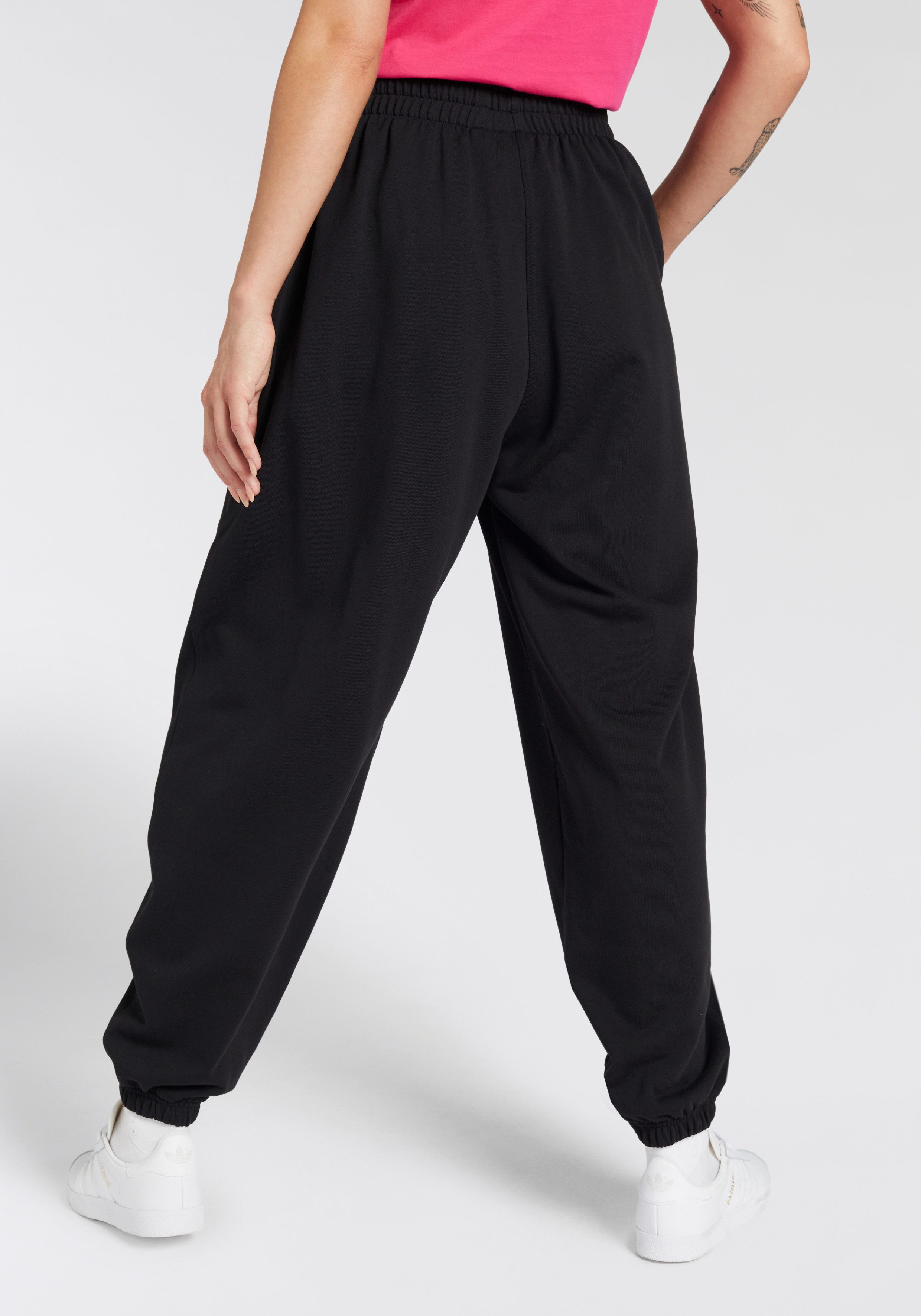 adidas Originals Sporthose ESS BYFR JOGGER (1-tlg) Boyfriend Style, bequem günstig online kaufen