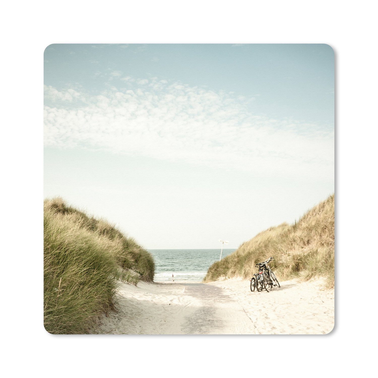 MuchoWow Gaming Mauspad Strand - Fahrrad - Wolken (1-St), Gaming, Rutschfester Unterseite, Mausunterlage, 60x60 cm, XXL, Großes