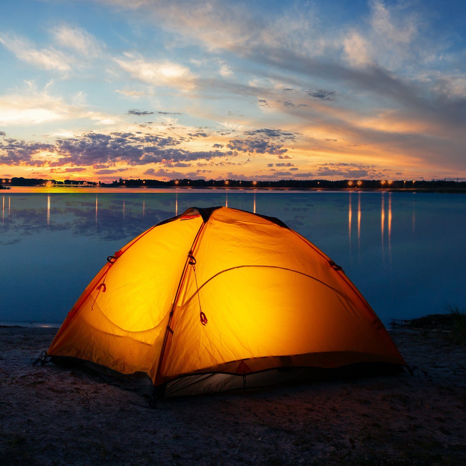 Outdoor über Solar, Taschenlampe mit Lampe Camping Kurbel USB, Akku-Lampe Leuchte Radio Batterien Lädt und ohne EASYmaxx -