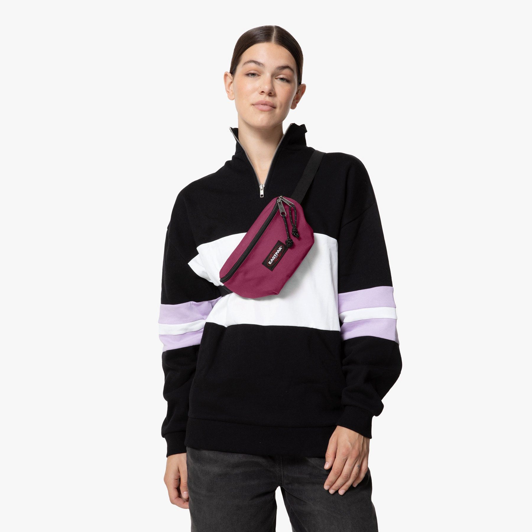 Eastpak Bauchtasche SPRINGER, Unisex Gürteltasche, Minibag im lässigen Look, mit Logo-Aufnäher