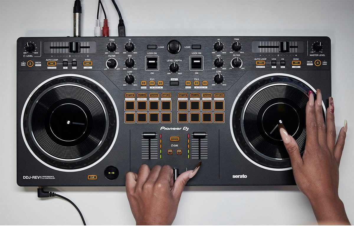 Pioneer DJ DJ Controller DDJ-REV1