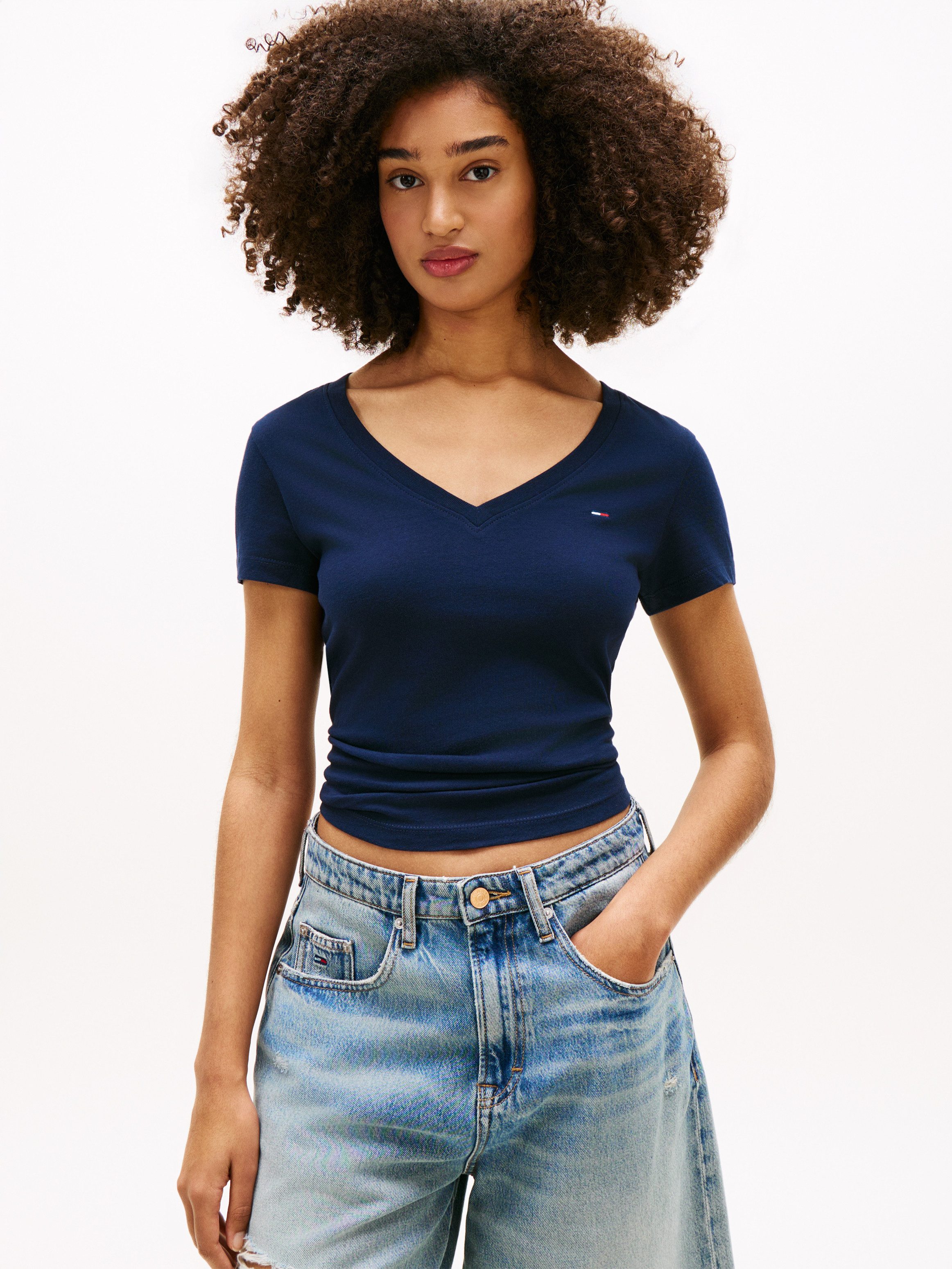 Tommy Jeans Kurzarmshirt TJW 3PACK V-NECK TEE (Packung, 3-tlg., 3er-Pack) mit V-Ausschnitt, Logostickerei – Bild 3 von 5