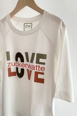 Zuckerwatte T-Shirt mit Frontprint und aufwendiger Stickerei, aus 100% Baumwolle