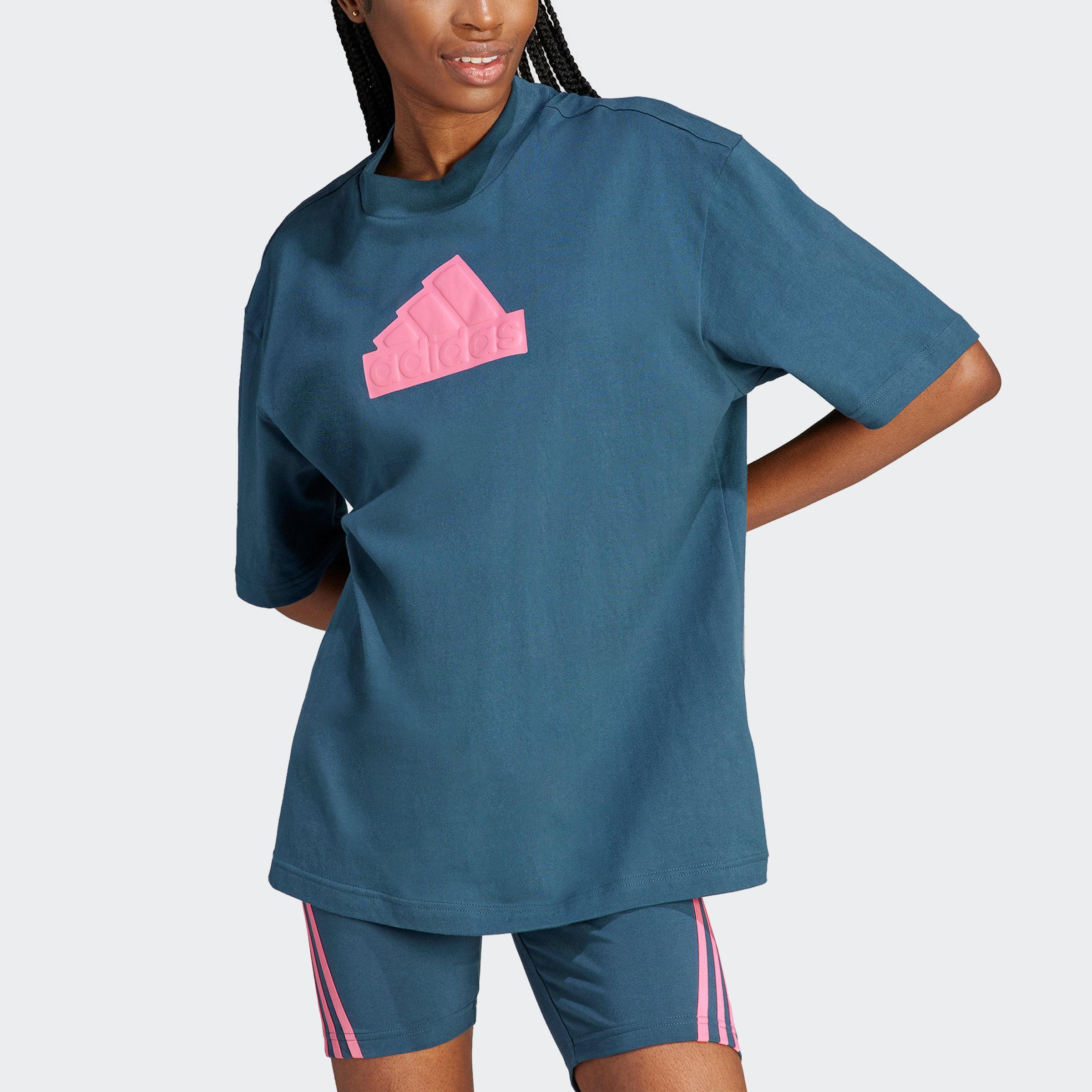 arcngt OF BOYFRIEND ICONS SPORT BADGE T-Shirt Sportswear adidas FUTURE