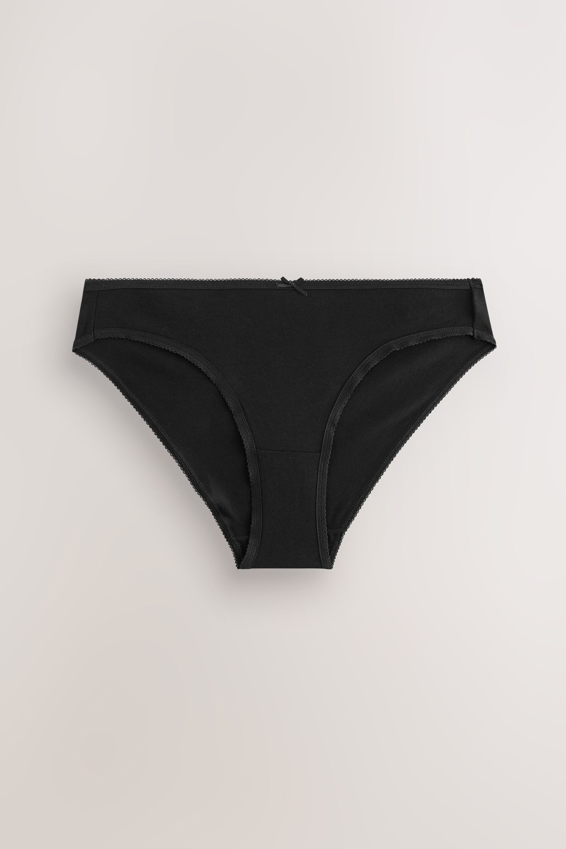Next Bikinislip Bikini-Slips mit hohem Baumwollanteil, 7er-Pack (7-St)