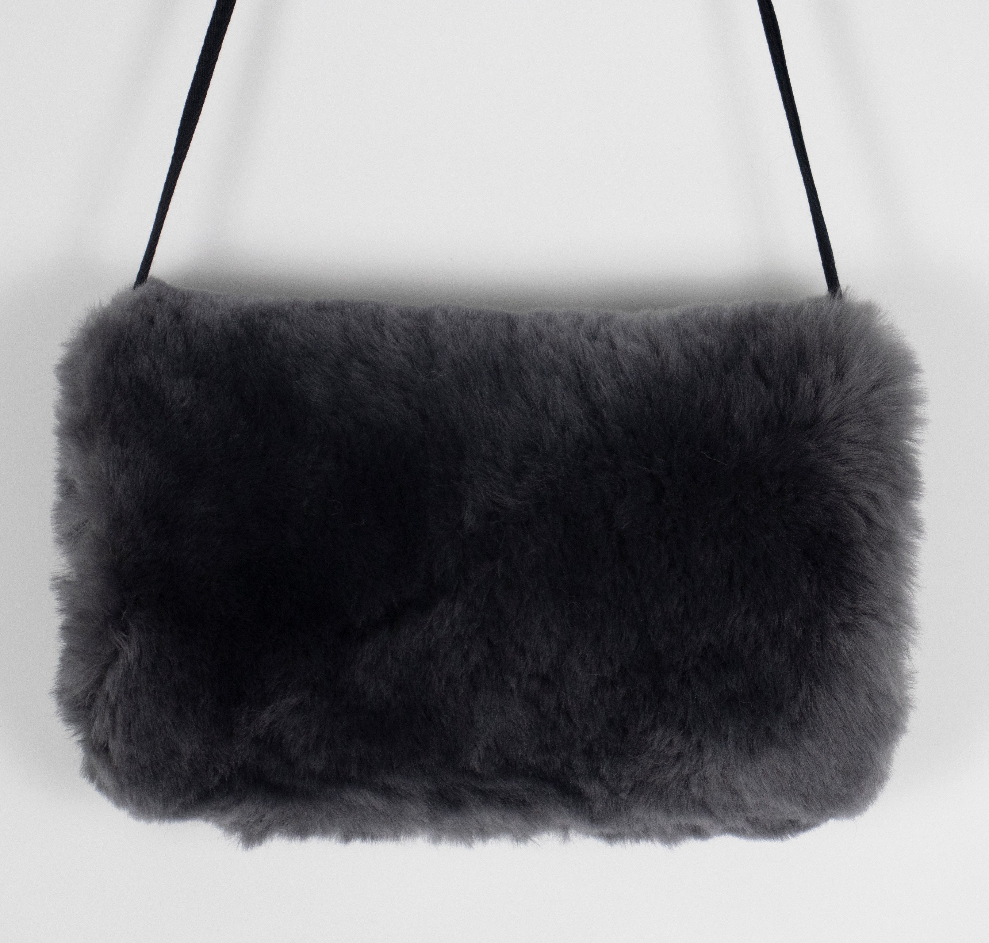 Reissner Lammfelle Handmuffe Lammfell Hand Muff NW mit Umhängeband, Weiches Merino Lammfell – Bild 3 von 3