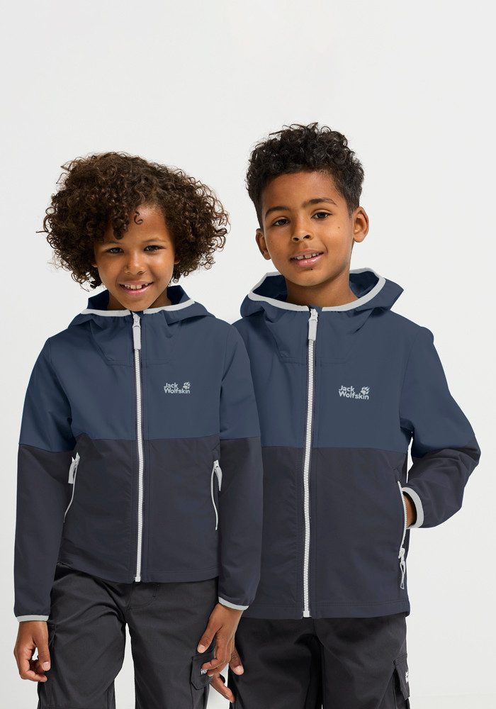 Jack Wolfskin Softshelljacke SANDBIRD HOODED JKT K mit Kinnschutz am Reißverschluss, winddicht, atmungsaktiv