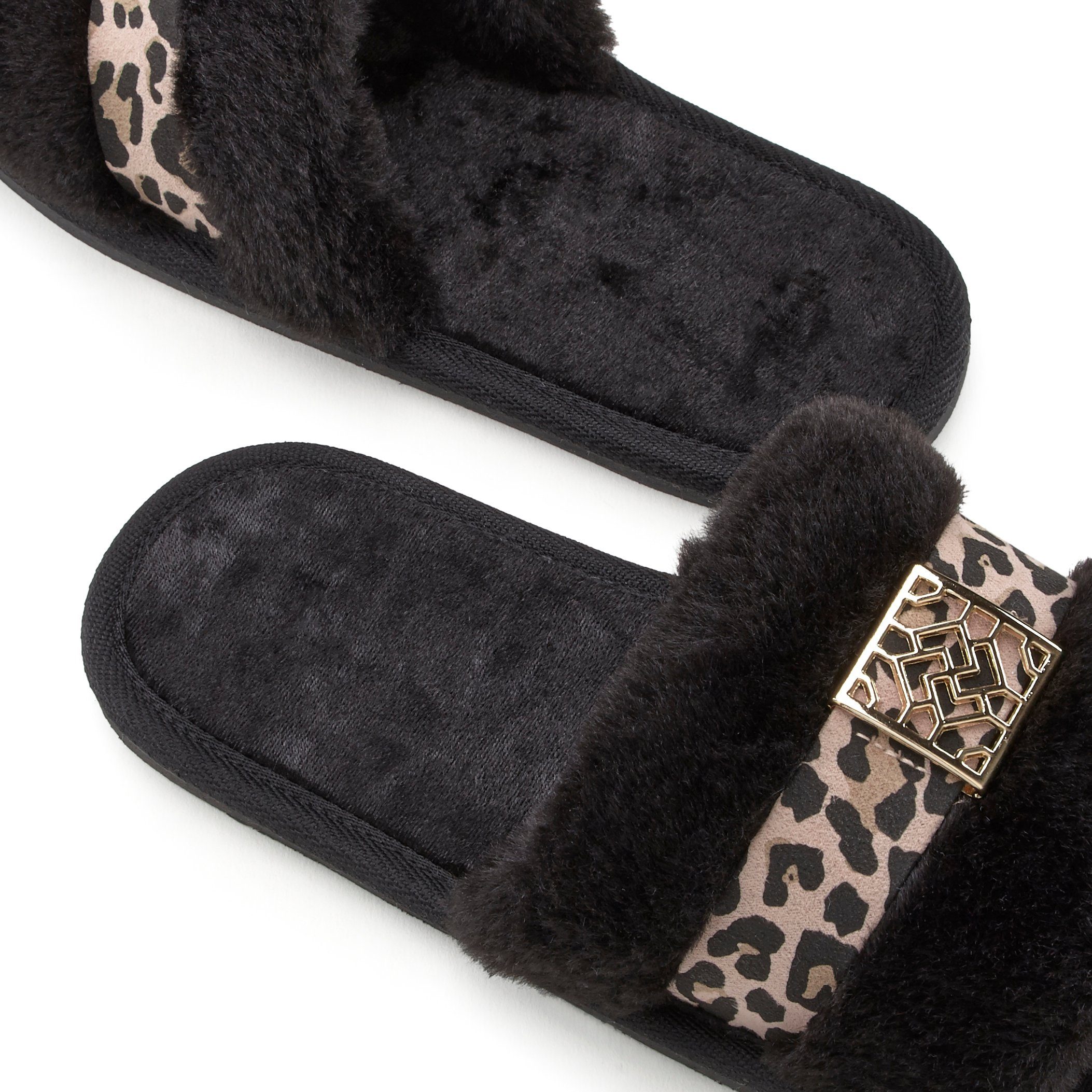 Vivance Dreams by Lascana Pantolette, Plüschhausschuh, Hausschuh mit kuscheligem Fellimitat und Animal-Print VEGAN – Bild 5 von 5