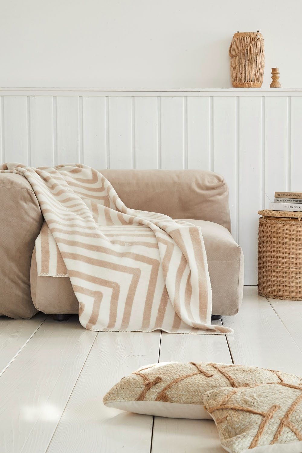 Wohndecke KOLO, 150 x 200 cm, Beige, Weiß, Mischgewebe, IBENA, Made in Germ günstig online kaufen