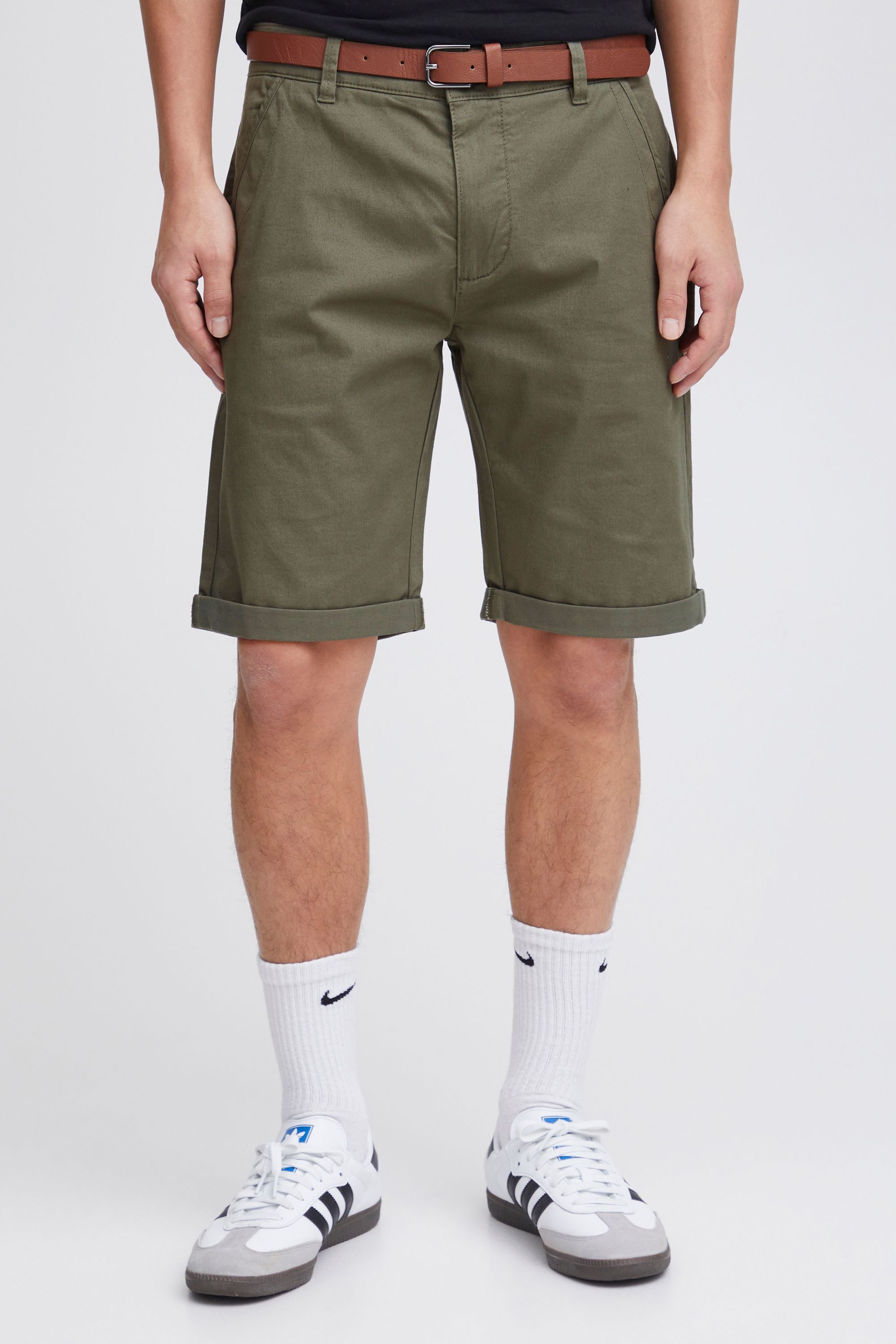 !Solid Chinoshorts SDMontijo kurze Hose mit Gürtel