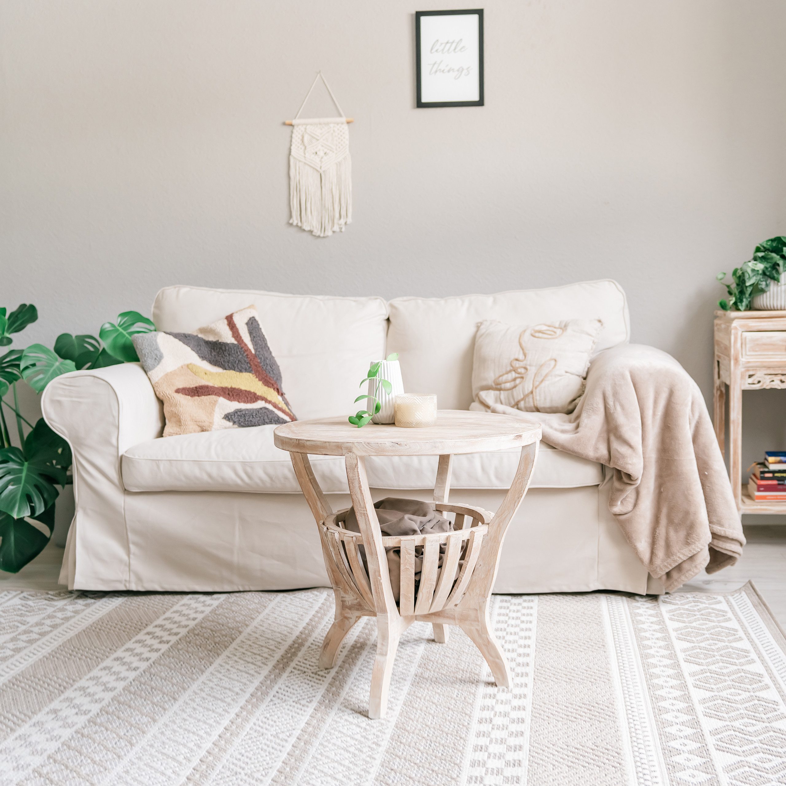 livasia Beistelltisch livasia Couchtisch rund aus Bali, Teakholz Ø 55cm / H günstig online kaufen