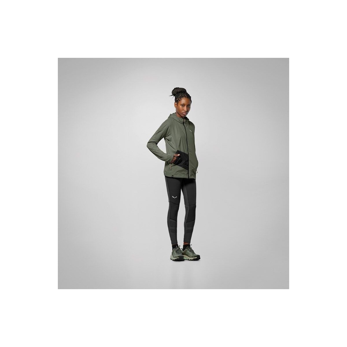 Salewa Windbreaker Pedroc Polarlite Wind HD Jacket W Vielseitige Damenjacke für Outdoor-Aktivitäten, schützt vor Wind und