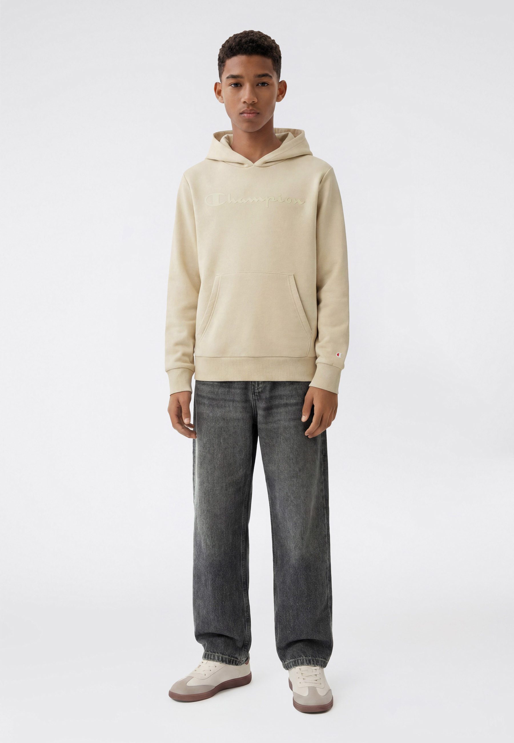 Champion Kapuzensweatshirt SPORTWEAR HOODIE Standard Fit für Kinder, mit Kapuze, aus Baumwolle und Polyester, Standard Fit