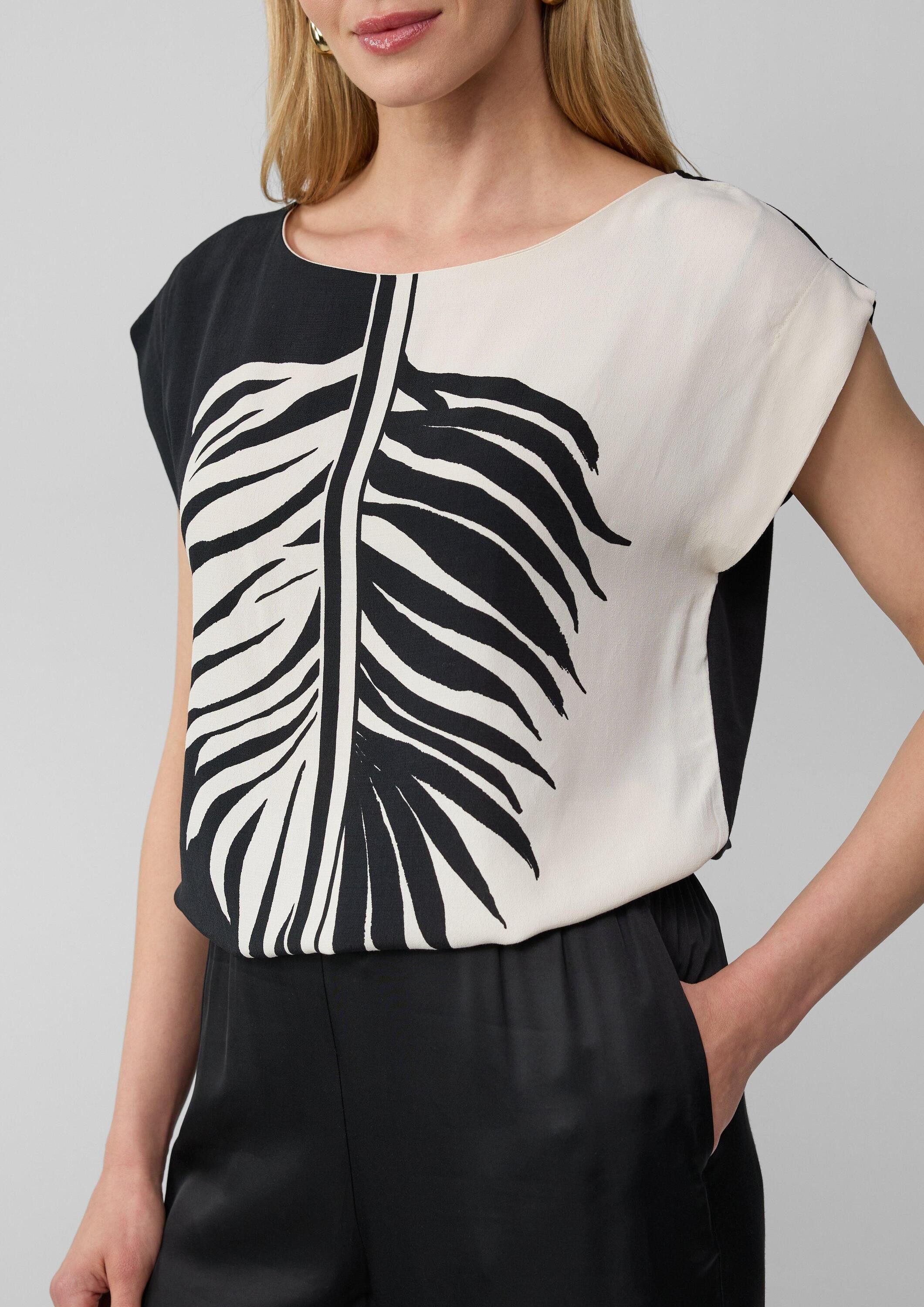 s.Oliver Kurzarmshirt T-Shirt Ärmelloses Blusenshirt mit Kontrastmotiv