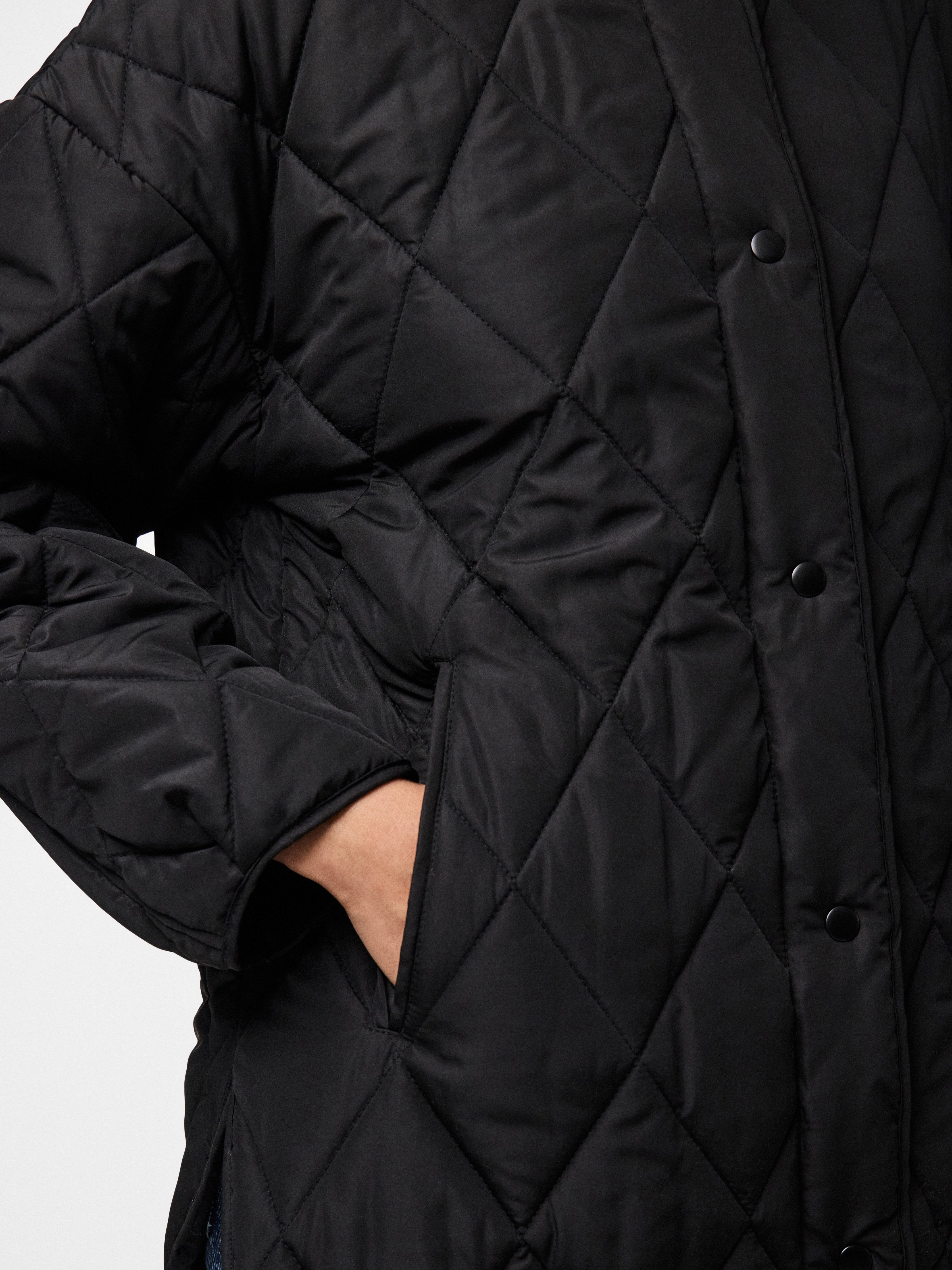 pieces Steppjacke PCSTELLA QUILTED JACKET NOOS BC Kunstfaser