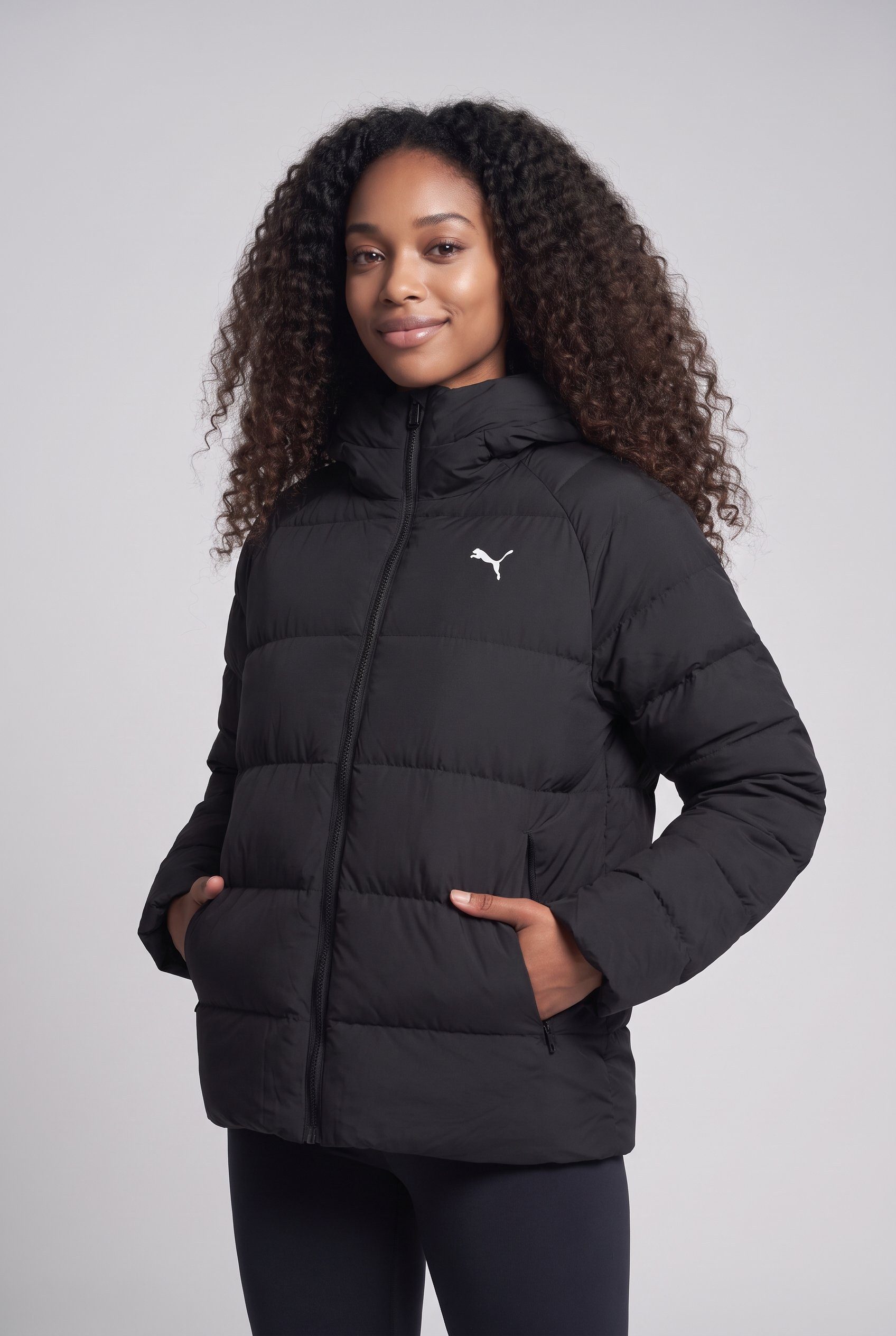 PUMA Winterjacke MONO HOODED JACKET mit kuscheliger Kapuze, wasserabweisend