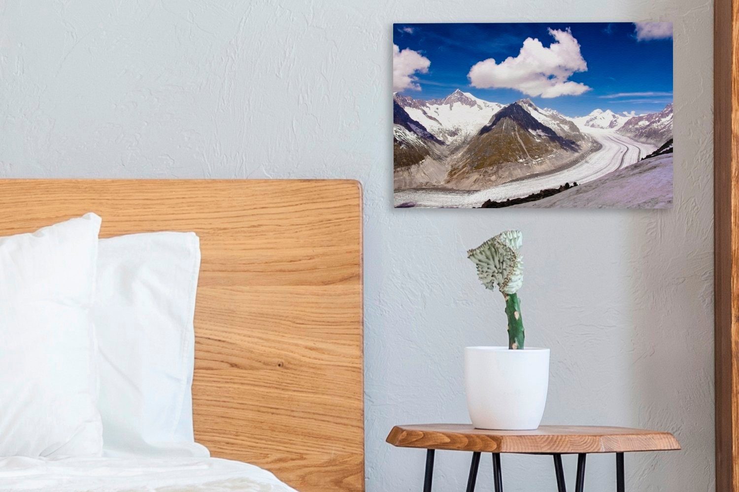 Der schneebedeckte Wanddeko, cm 30x20 Leinwandbild OneMillionCanvasses® im, (1 Wandbild Aletschgletscher mit Aufhängefertig, Leinwandbilder, St), Wolken bildenden sich