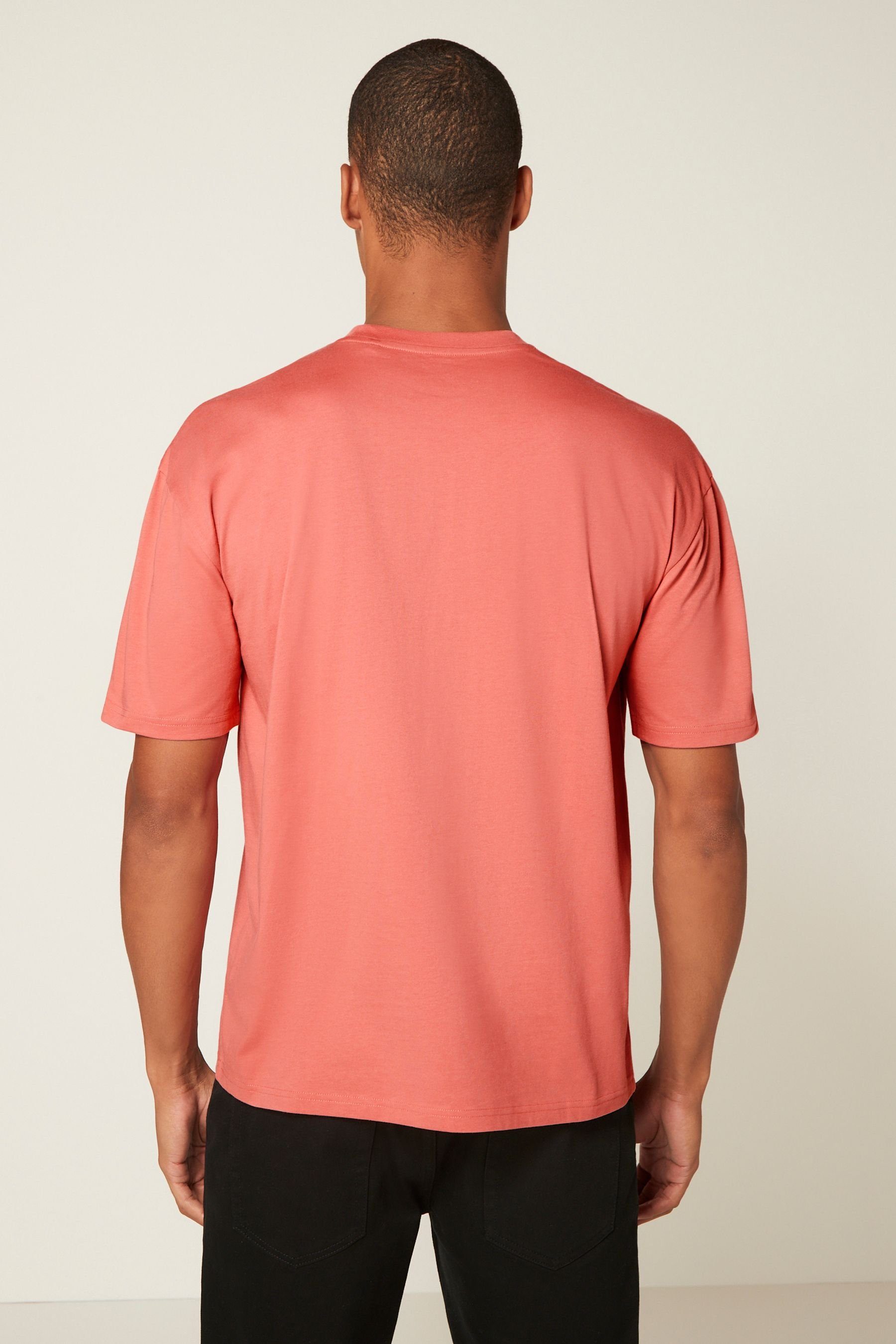 Relaxed Next Pink Rundhals-T-Shirt (1-tlg) im Fit Coral T-Shirt