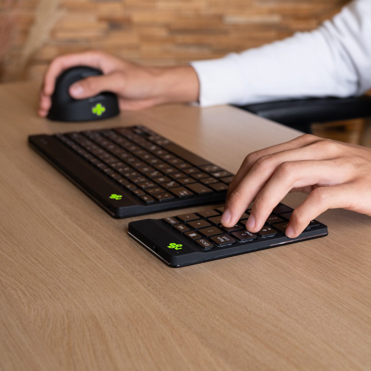 R-GO Tools RGOCONMWLBL USB-Tastatur