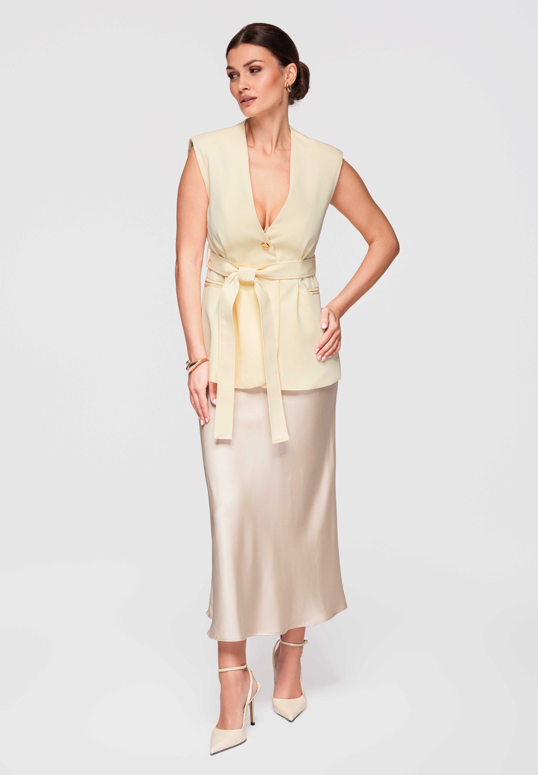 OMBRE Longweste Damen Taillierte Weste mit ausgestelltem Saum Elegant Gelb S (kein Set, 1-tlg) Taillierter Schnitt mit ausgestelltem Saum, Gürtel