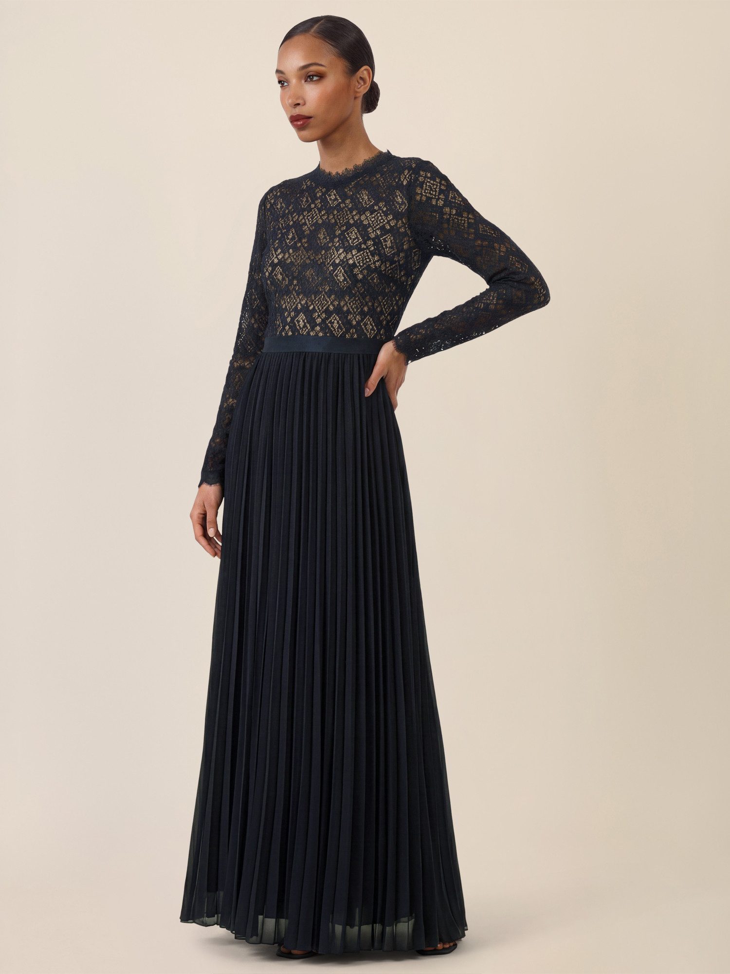 Apart Abendkleid Spitzenkleid mit Plissee-Rock