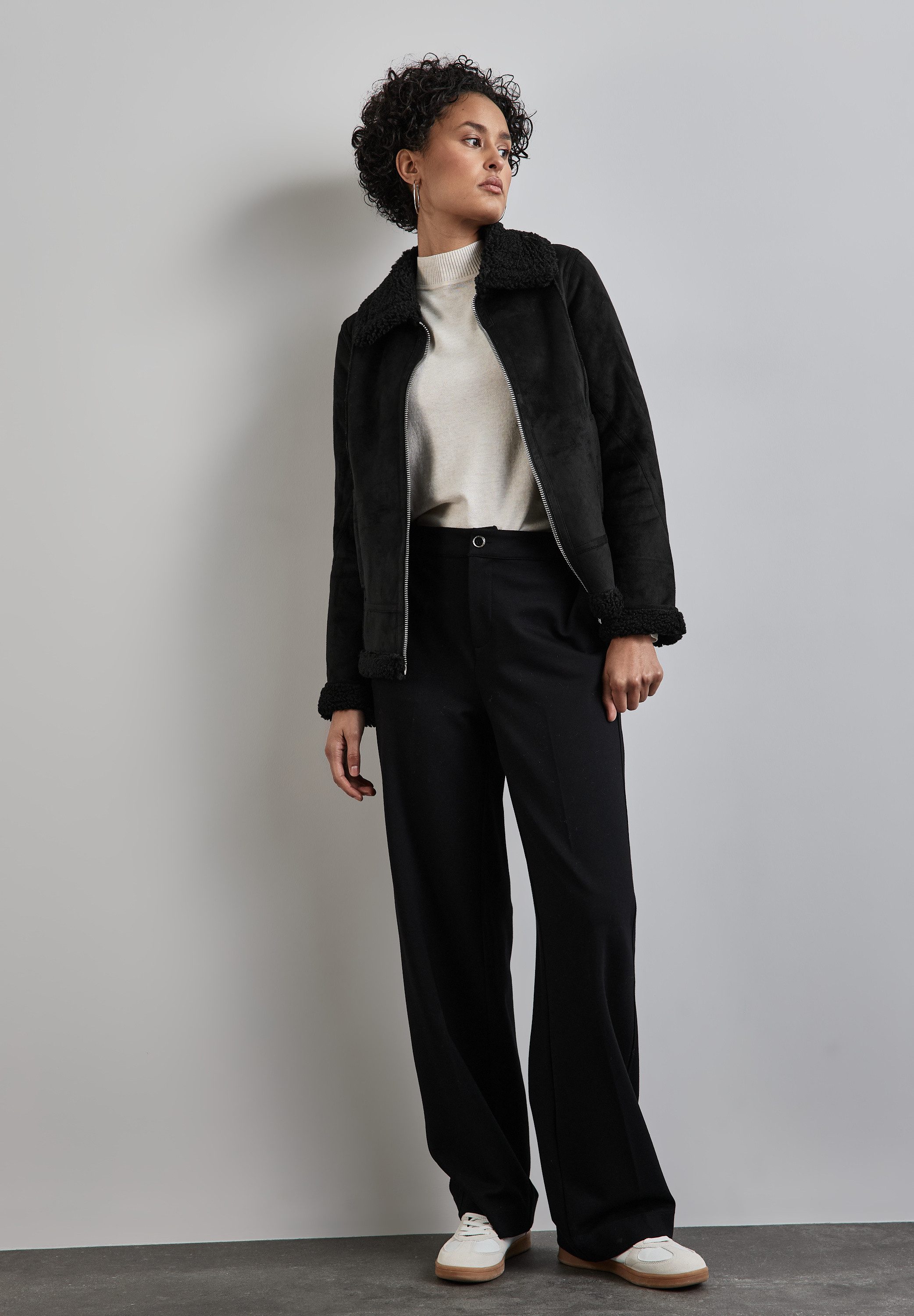 STREET ONE Fellimitatjacke mit dekorativen Nähten