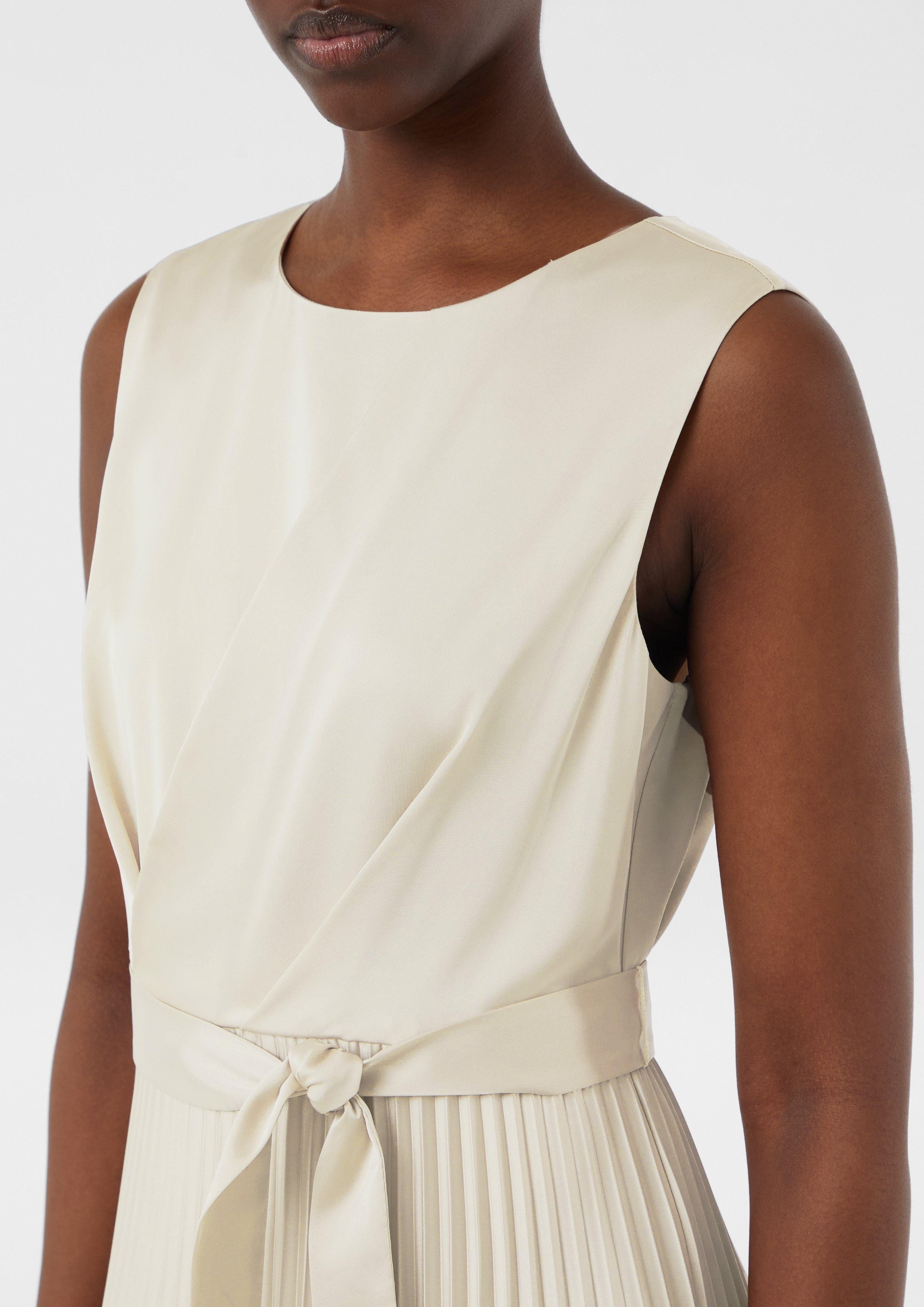 Comma Maxikleid Elegantes Satinkleid mit plissiertem günstig online kaufen