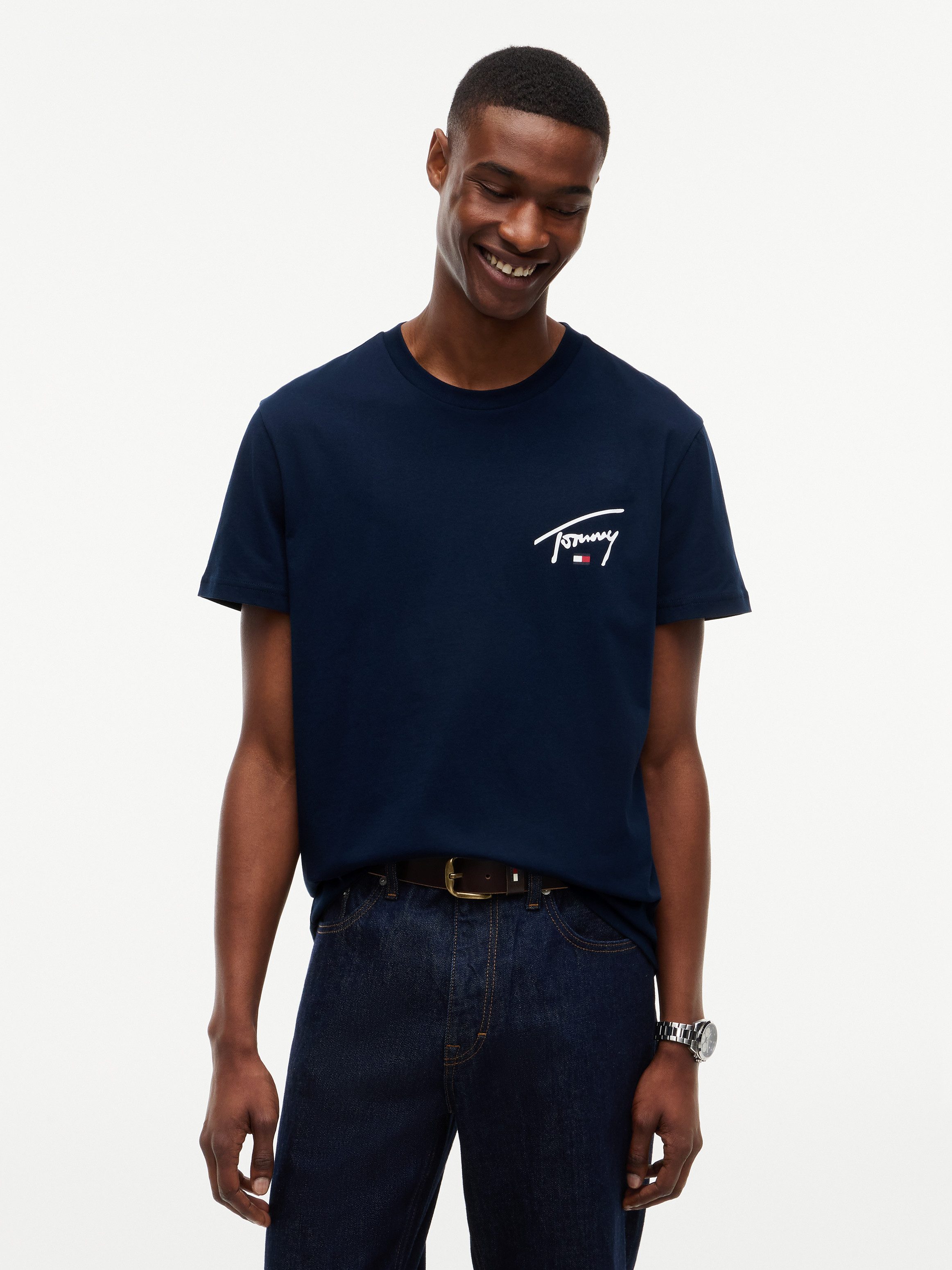 Tommy Jeans T-Shirt SLIM SIGNATURE CHEST TEE Slim fit mit Rundhalsausschnitt