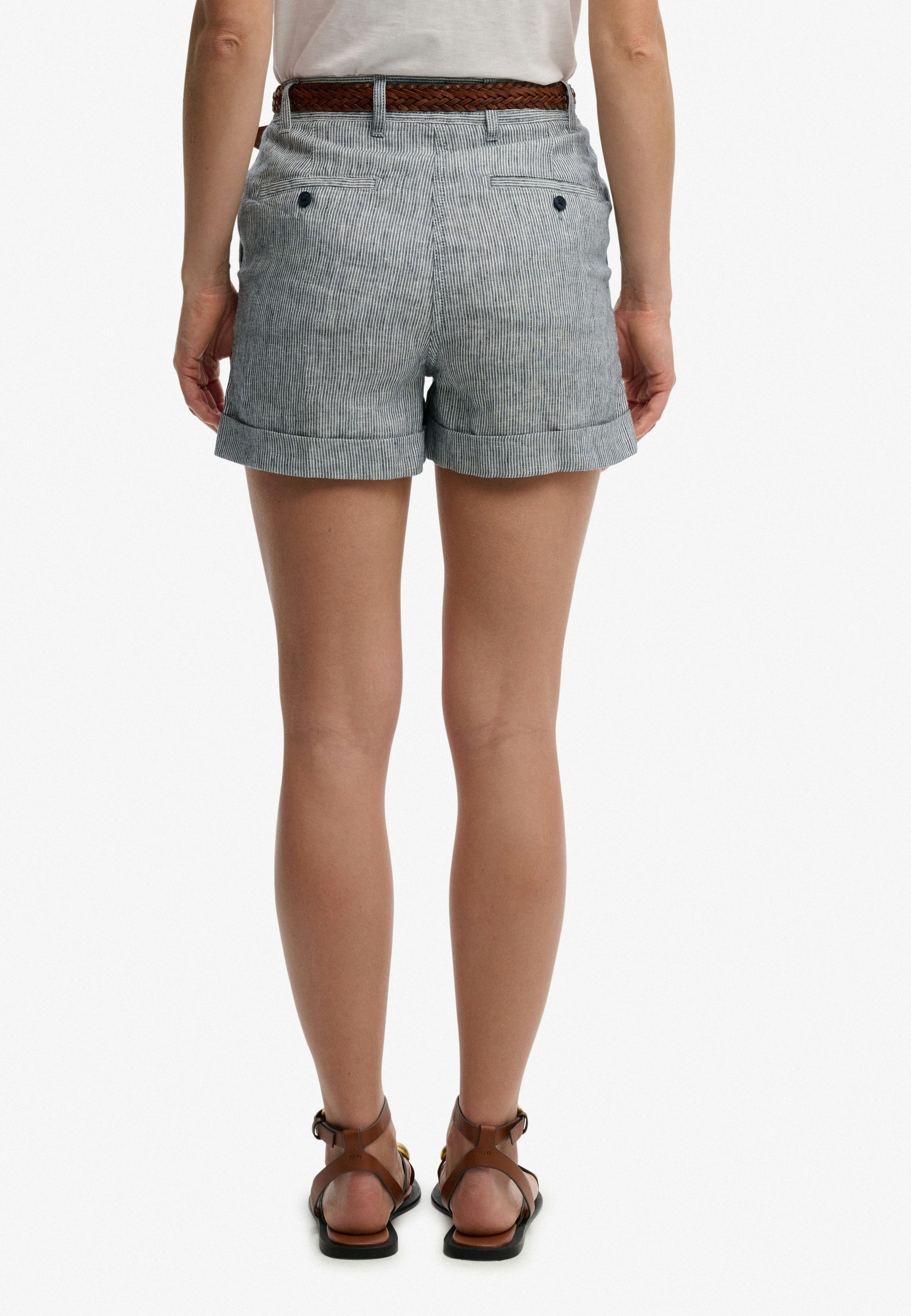 Superdry Shorts MID RISE LINEN SHORT aus 100% Leinen