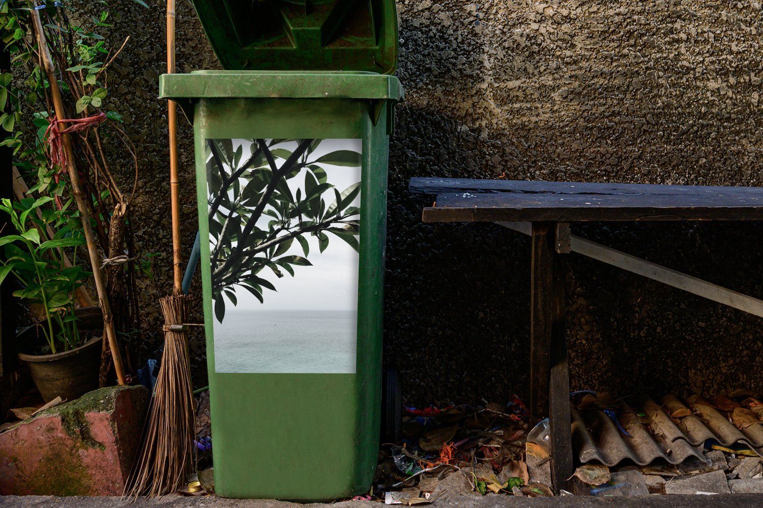 Sticker, Mülltonne, Meer Wandsticker Mülleimer-aufkleber, - Baum Laub St), (1 MuchoWow - Container, Abfalbehälter