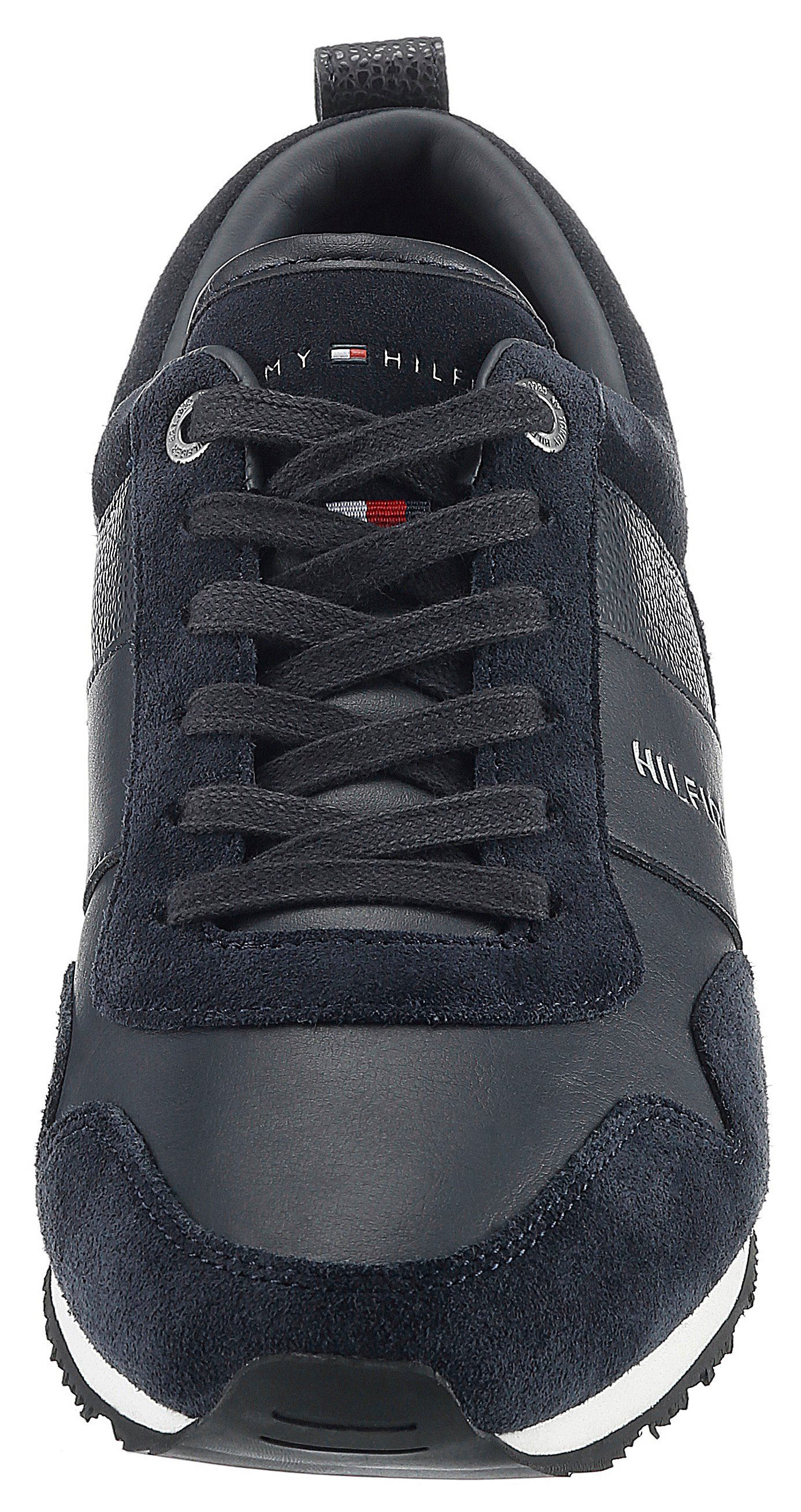 Tommy Hilfiger ICONIC LEATHER SUEDE MIX RUNNER Sneaker, Freizeitschuh, Halbschuh, Schnürschuh im Materialmix. Reduzierter Preis € 89,91. Unverbindliche Preisempfehlung € 99,90