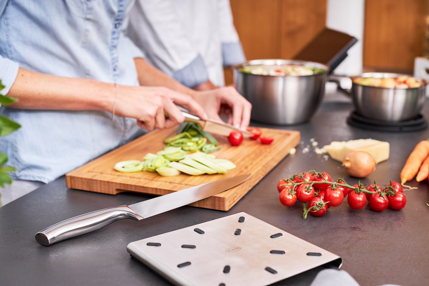 RÖSLE Kochmesser Basic Klingenspezialstahl, Griff Line, Fleisch für und Gemüse, ergonomischer