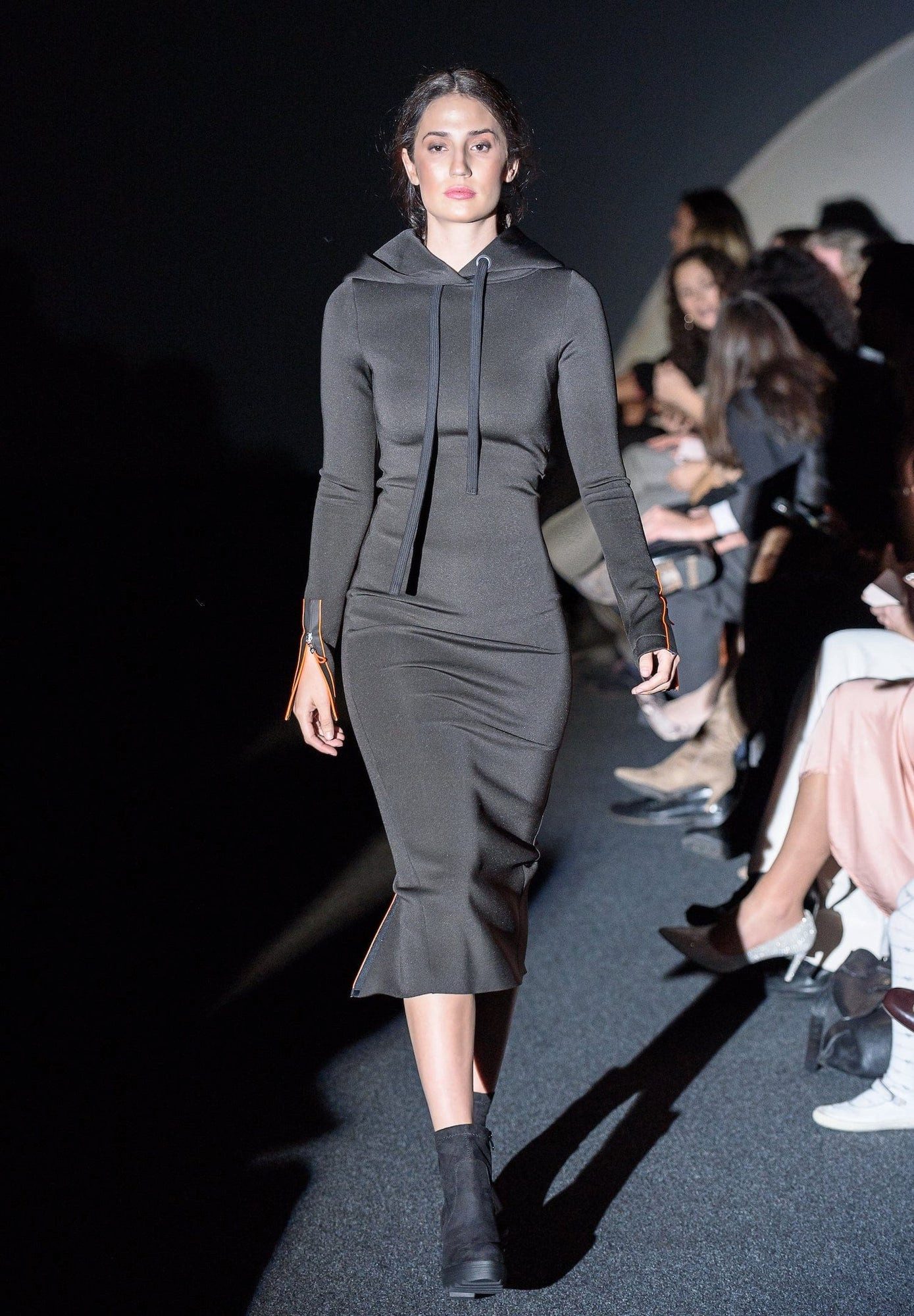 ILAY Lit Kleid & Haarband Whitney Zipper Dress
