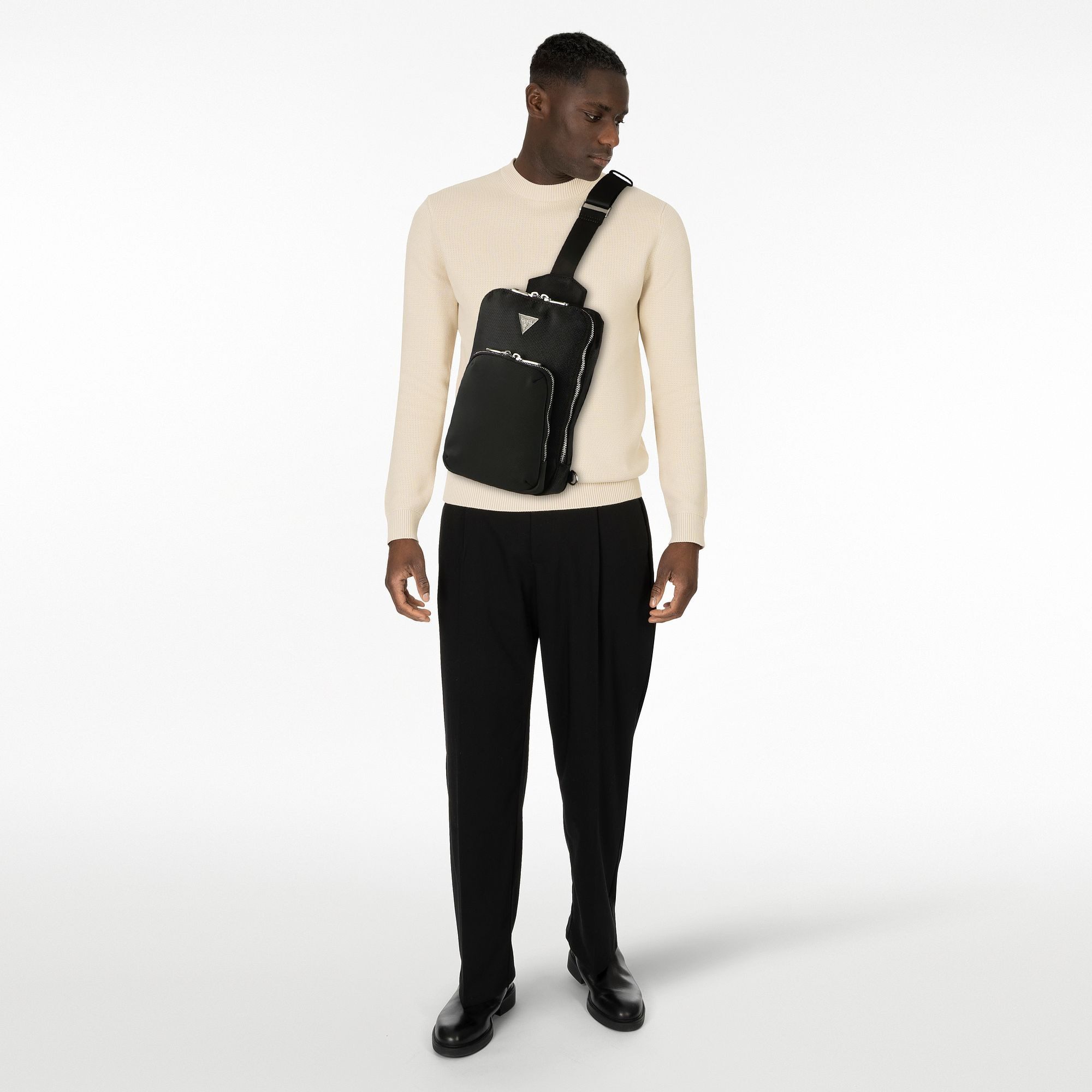 Guess Umhängetasche Berna, Polyester